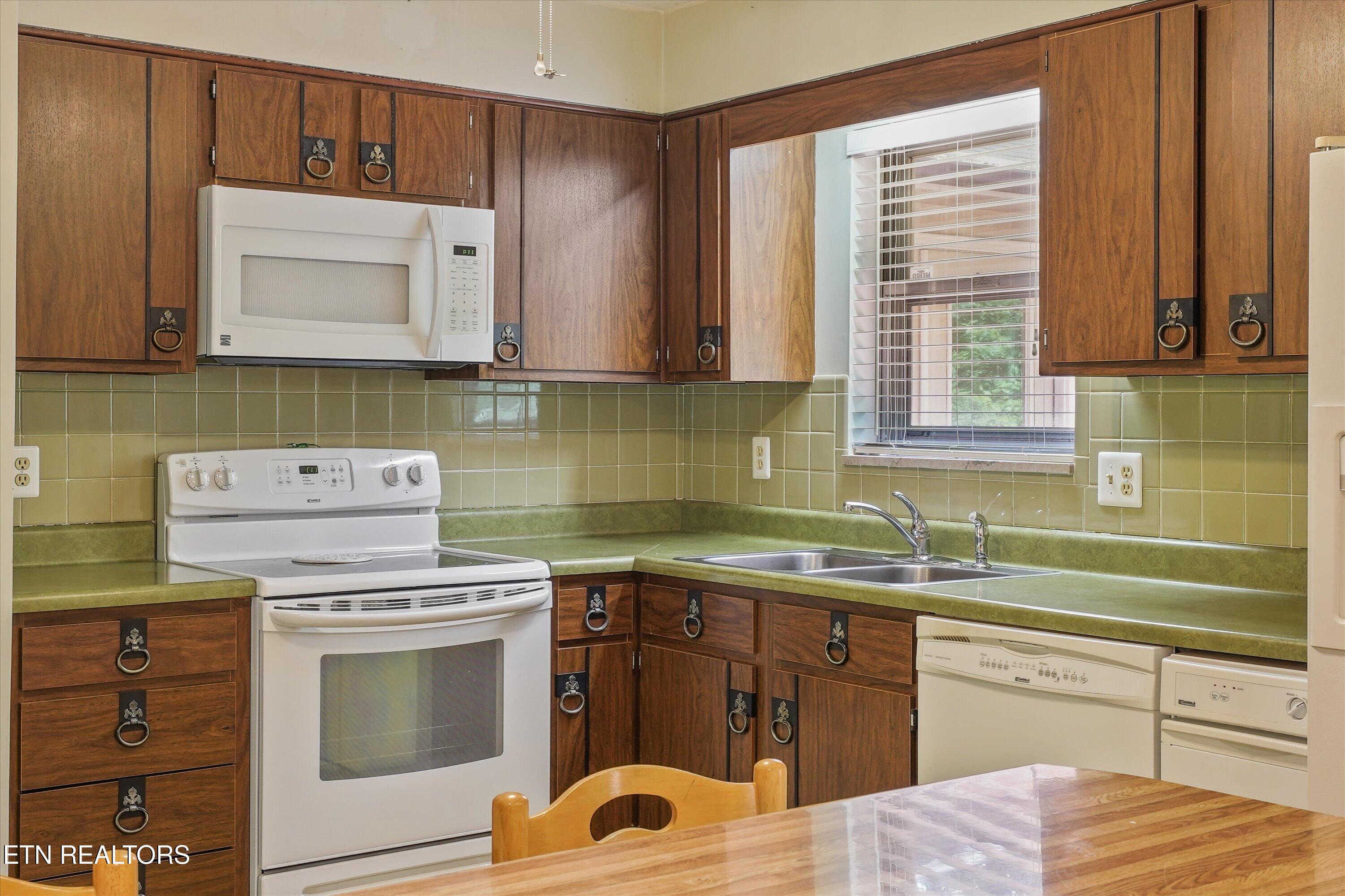 2309 Black Bear Road Knoxville TN 37923