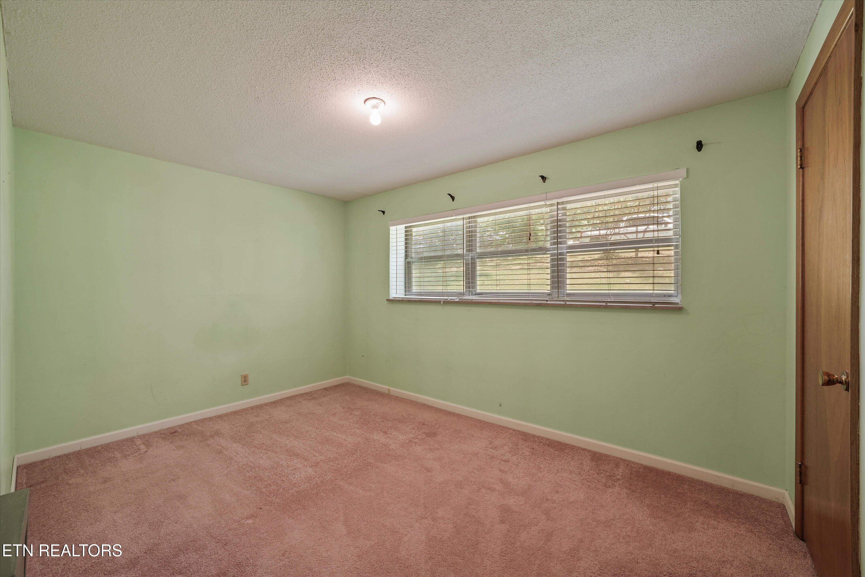 2309 Black Bear Road Knoxville TN 37923