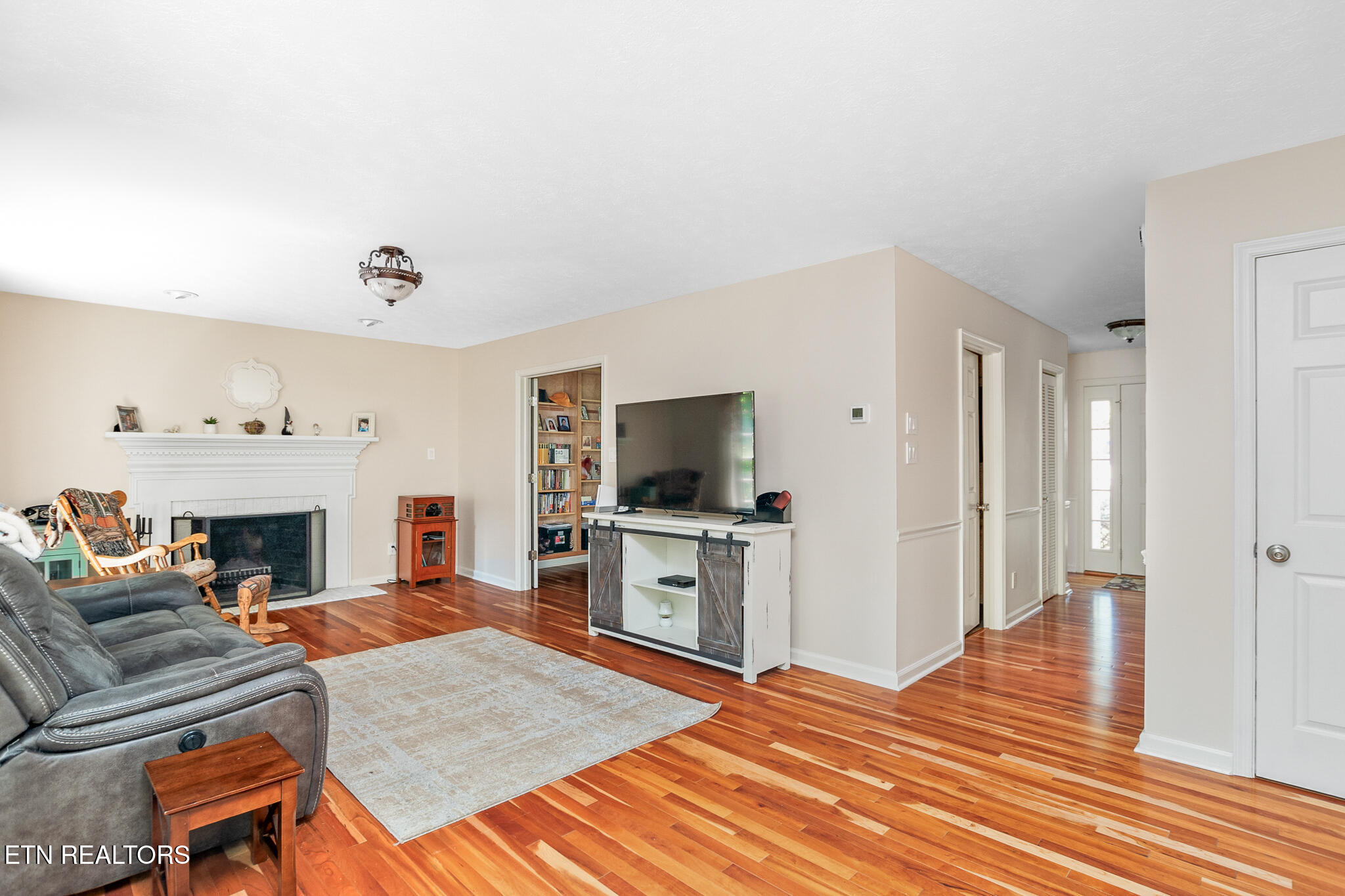 1432 Knightsbridge Drive Knoxville TN 37922