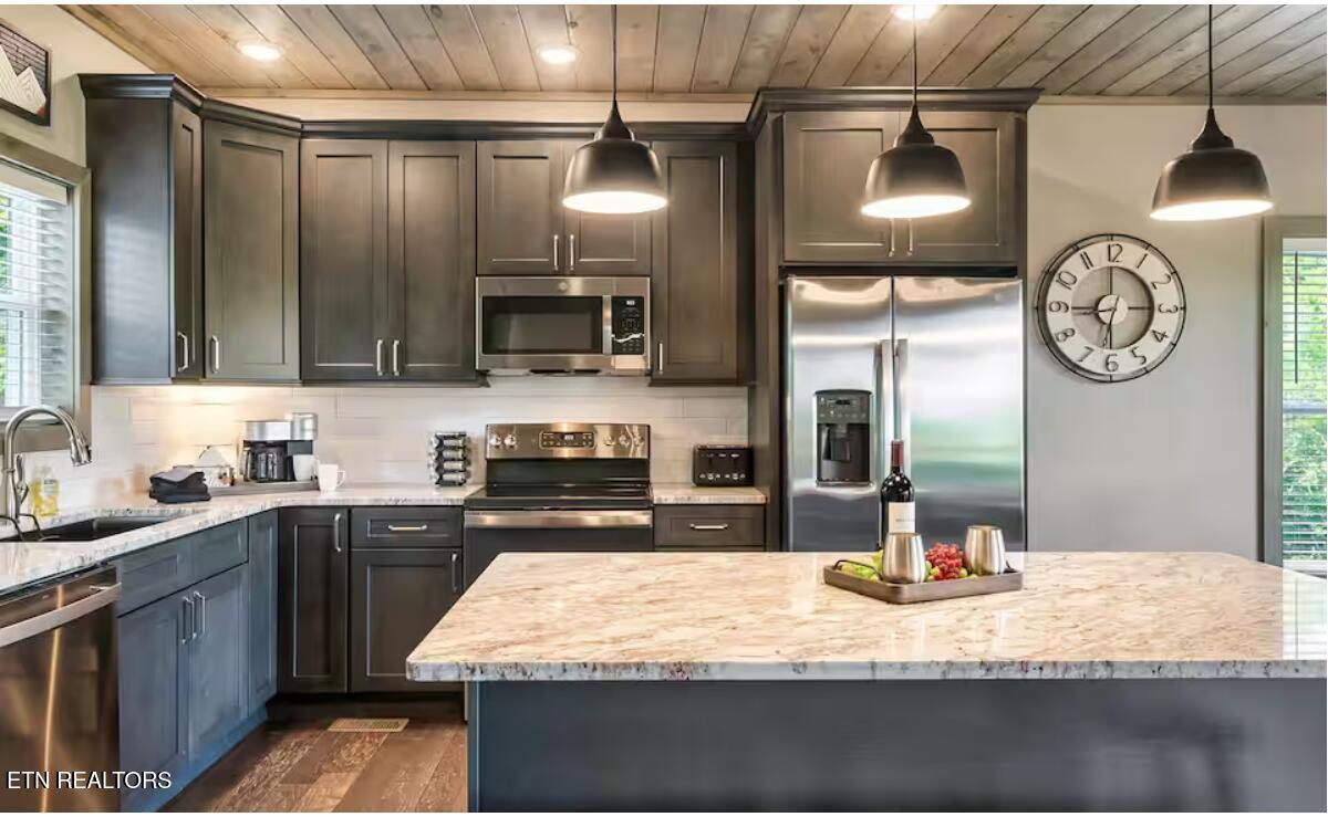 3325 Grouse Ridge Lane Sevierville TN 37862