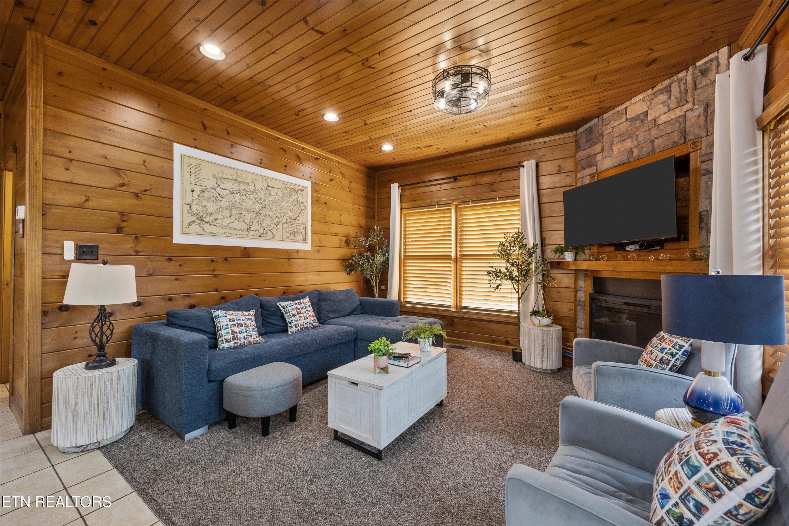 808 Great Smoky Way Gatlinburg TN 37738