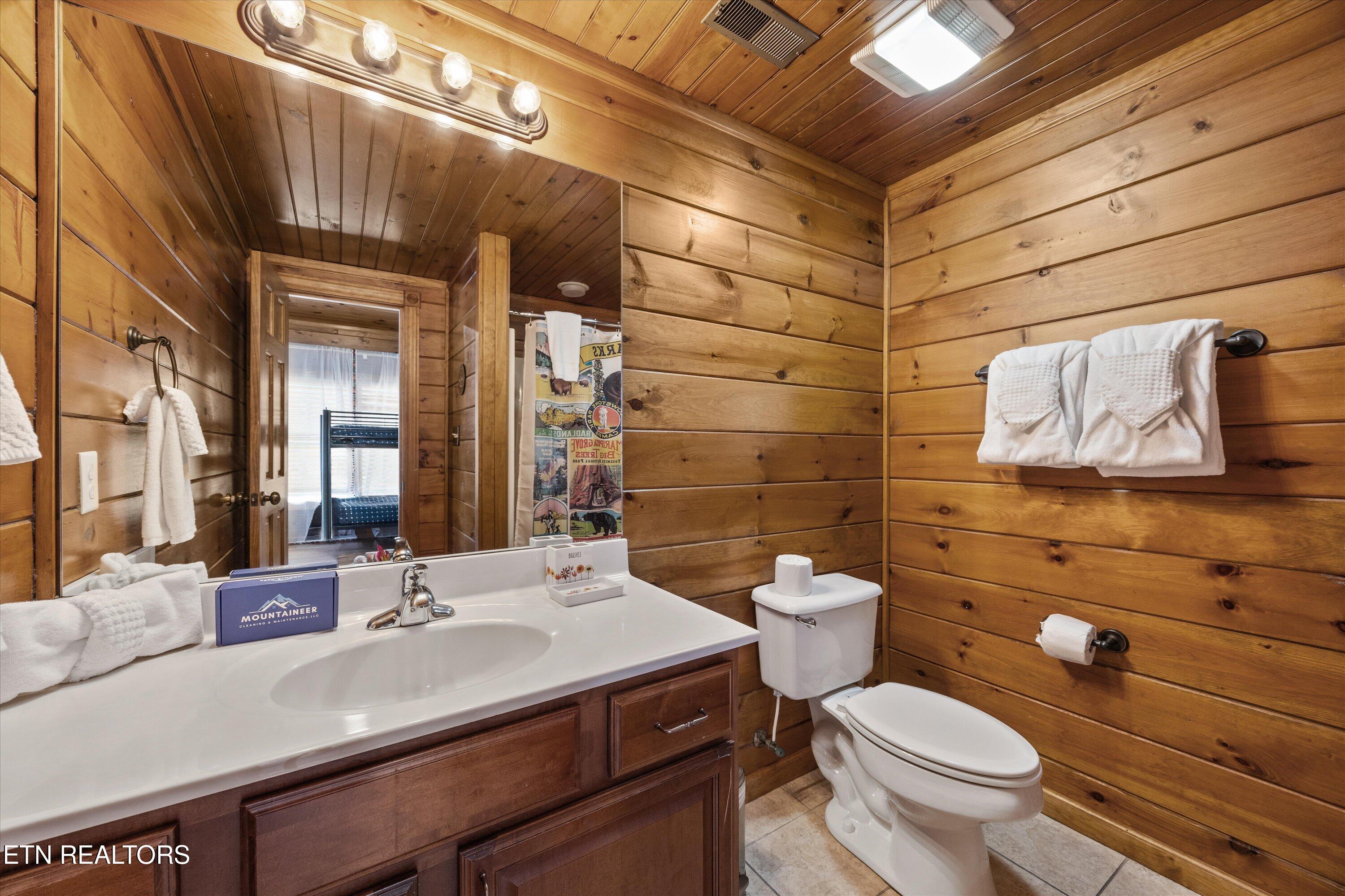 808 Great Smoky Way Gatlinburg TN 37738