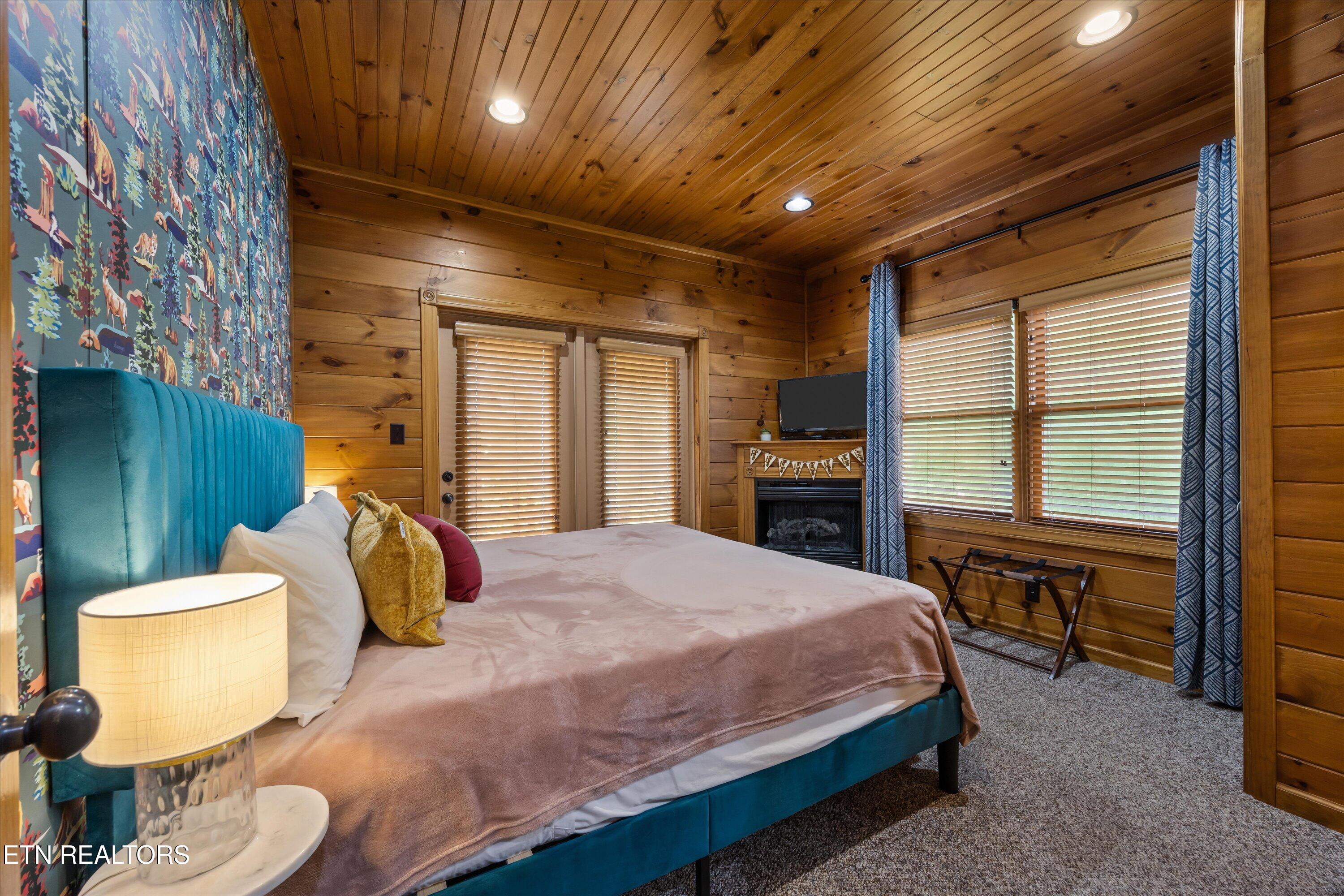 808 Great Smoky Way Gatlinburg TN 37738