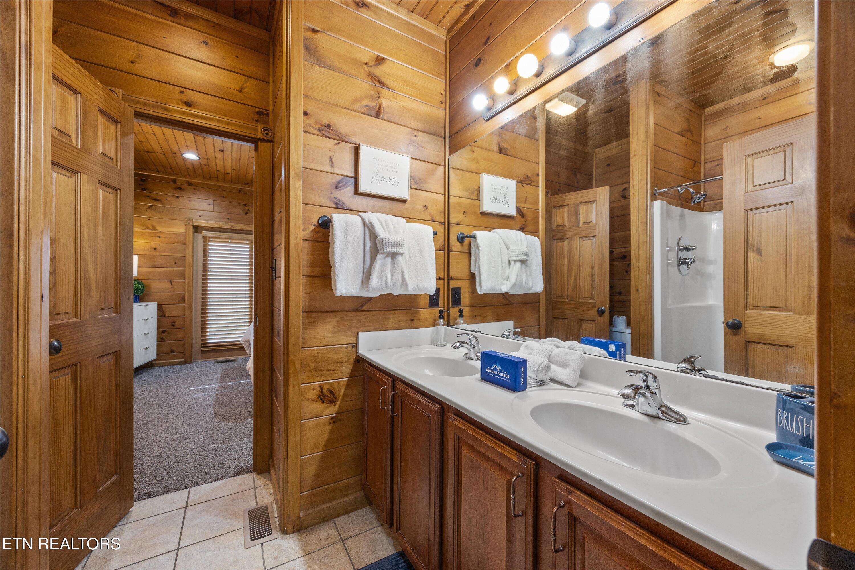 808 Great Smoky Way Gatlinburg TN 37738