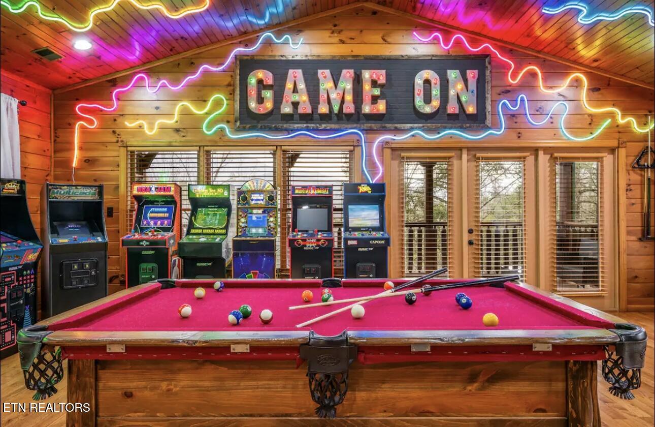 808 Great Smoky Way Gatlinburg TN 37738