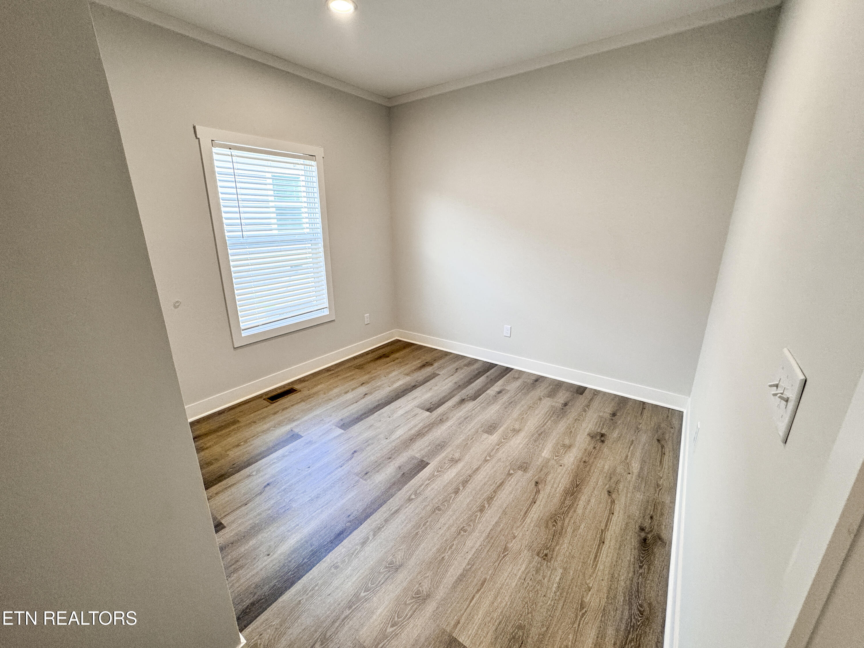 3725 Crimson Clover Lane Knoxville TN 37924