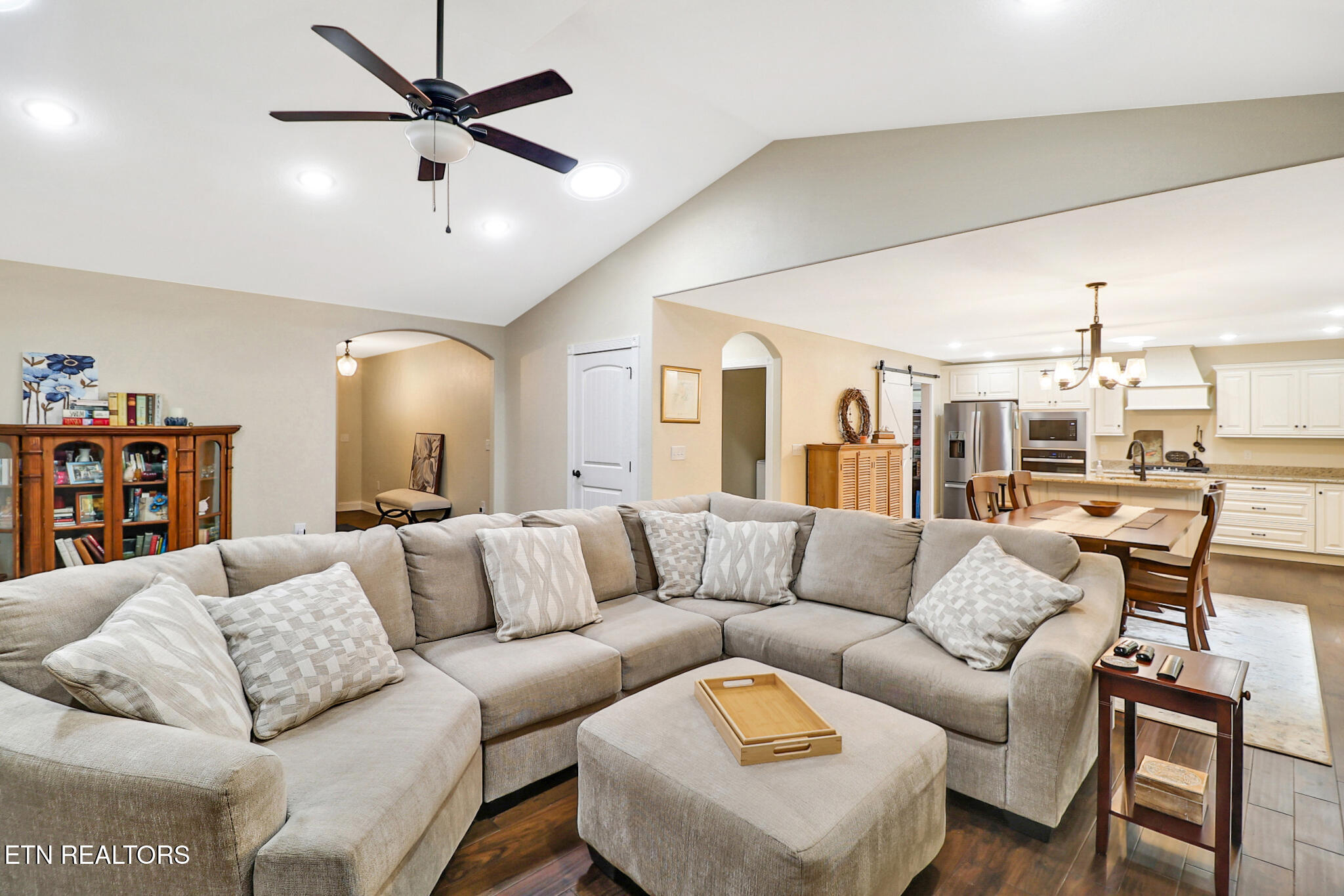 23 Dove Cote Terrace Crossville TN 38558