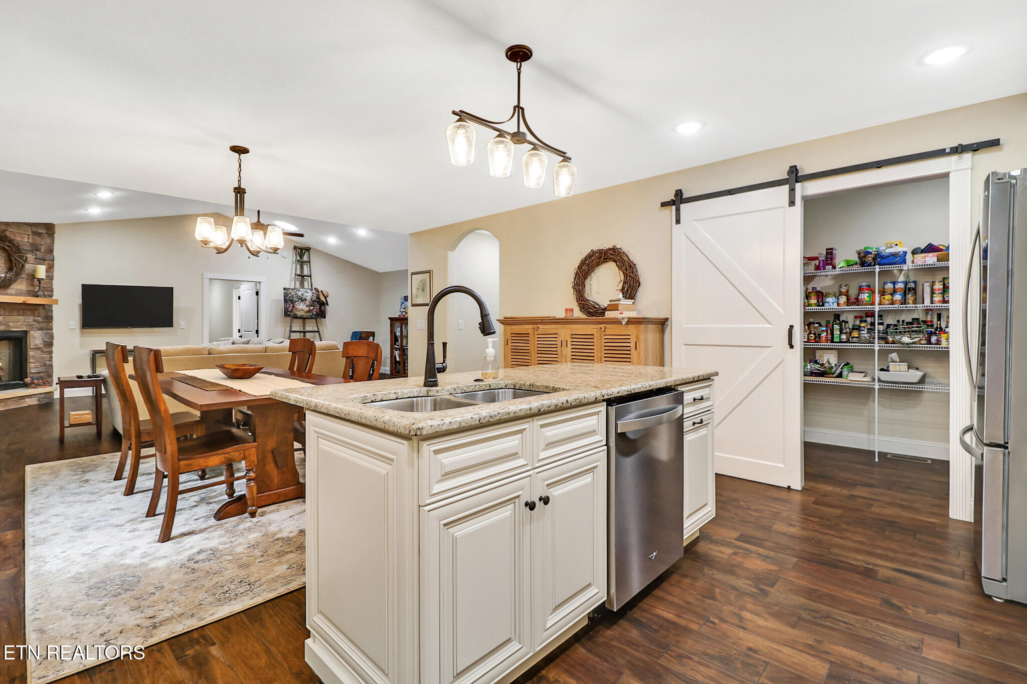 23 Dove Cote Terrace Crossville TN 38558
