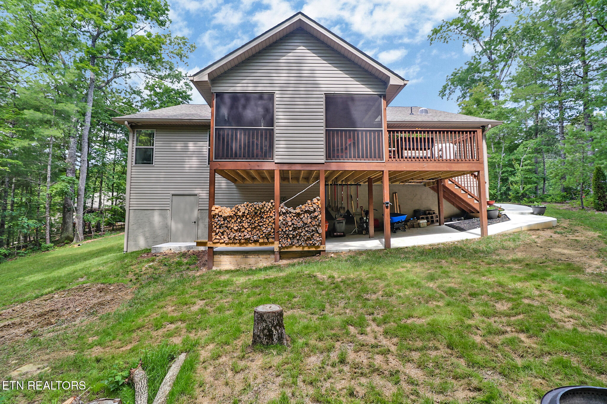 23 Dove Cote Terrace Crossville TN 38558