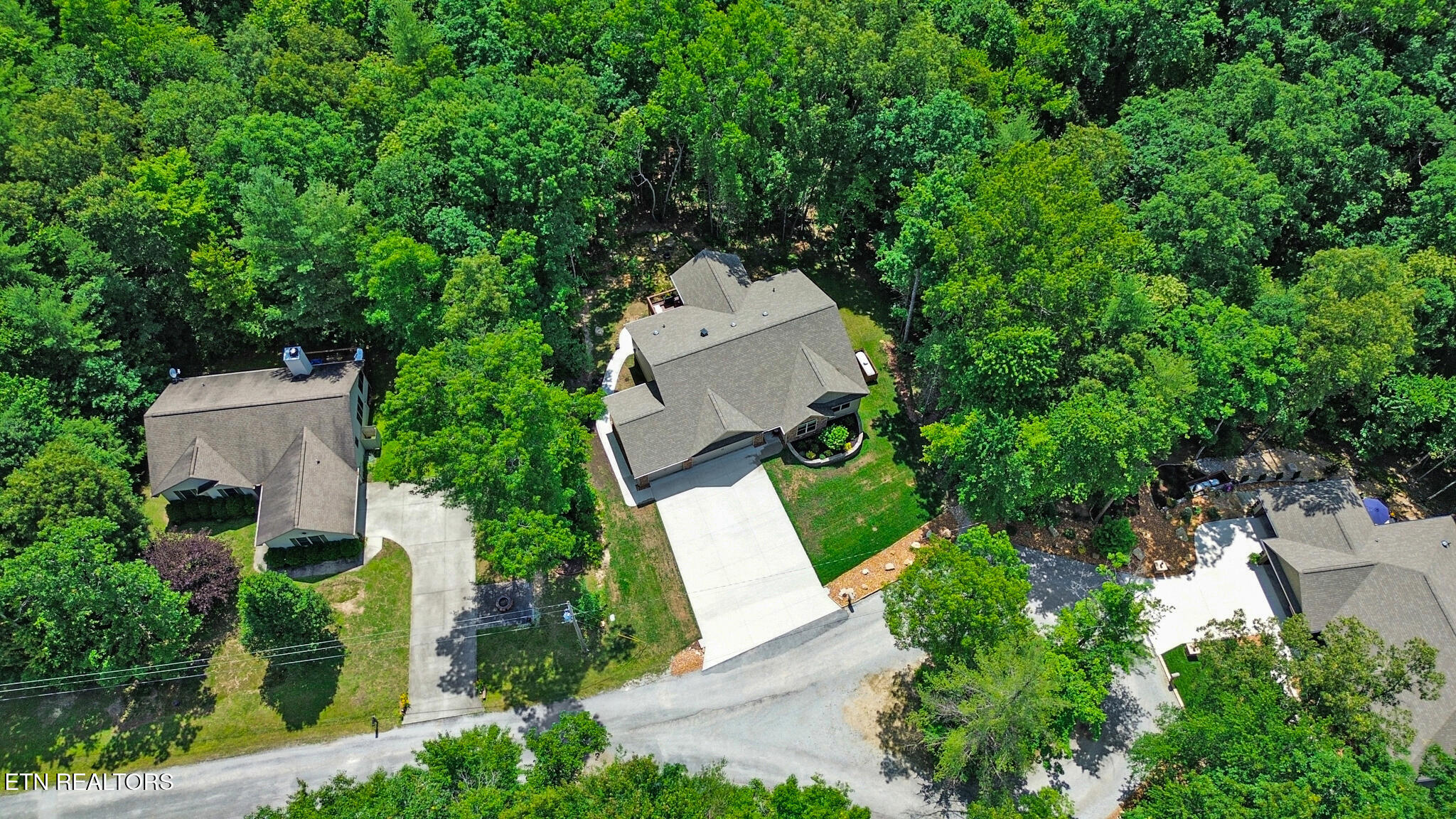 23 Dove Cote Terrace Crossville TN 38558
