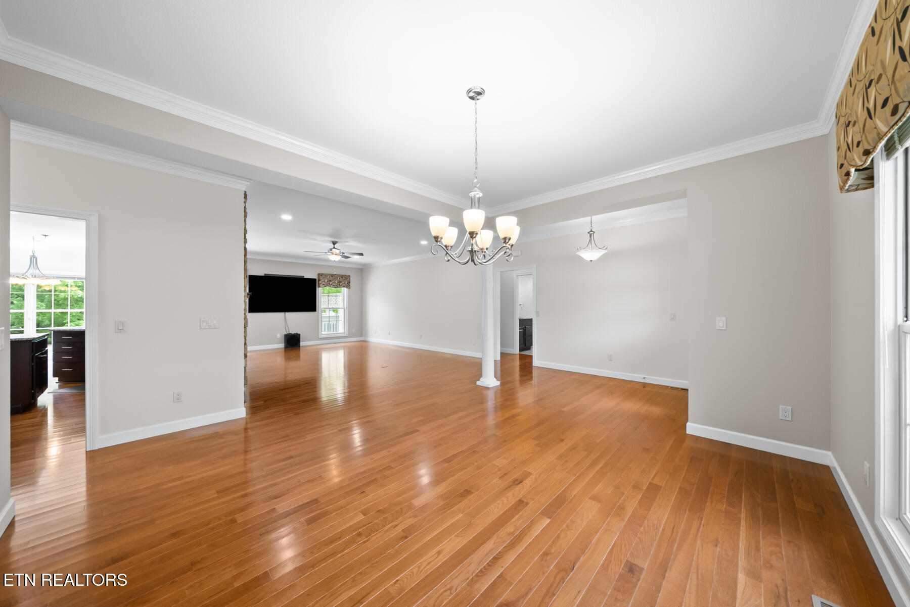 25 Hemlock Court Crossville TN 38558
