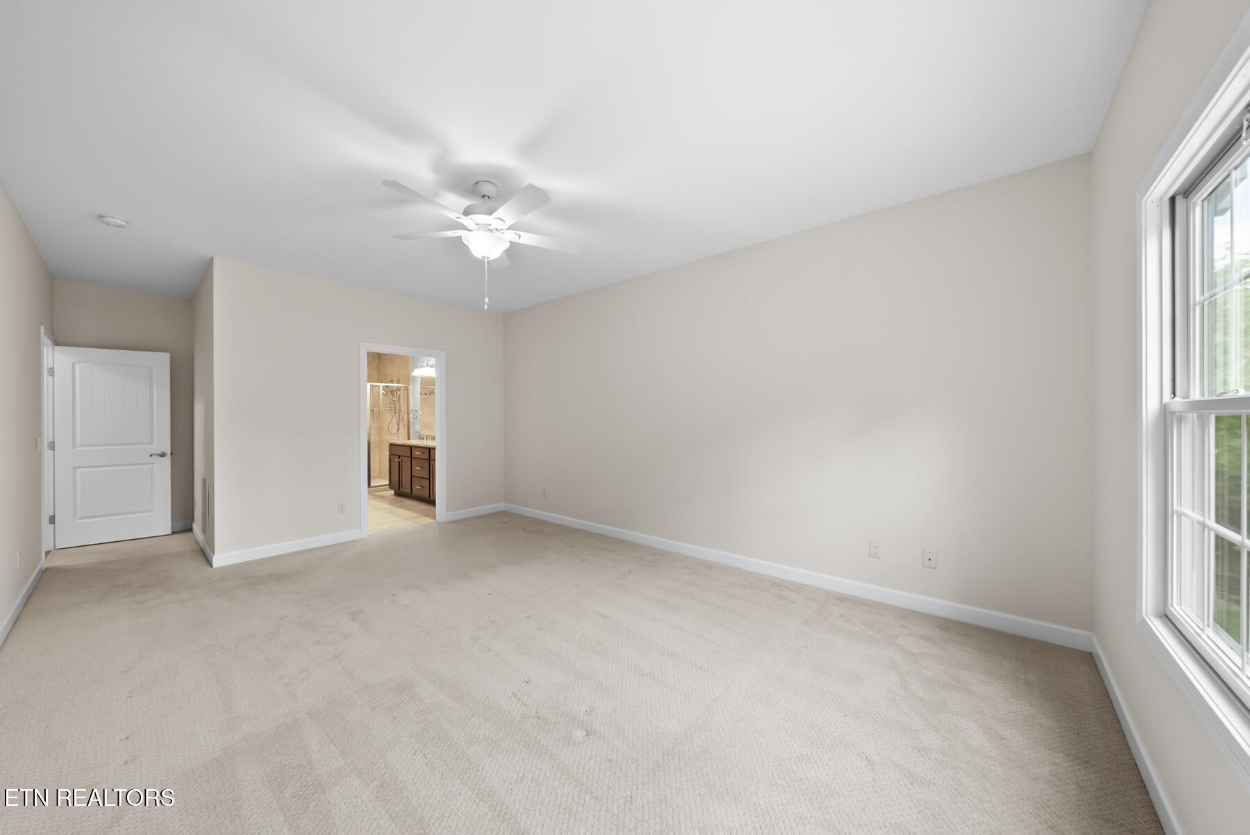 25 Hemlock Court Crossville TN 38558