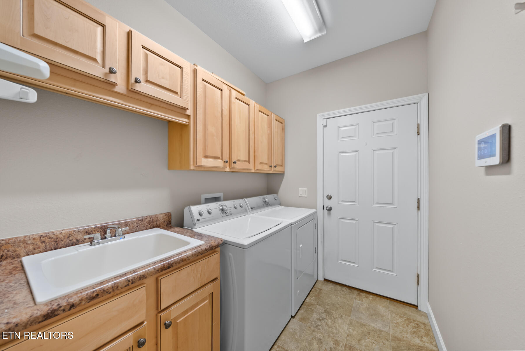 25 Hemlock Court Crossville TN 38558