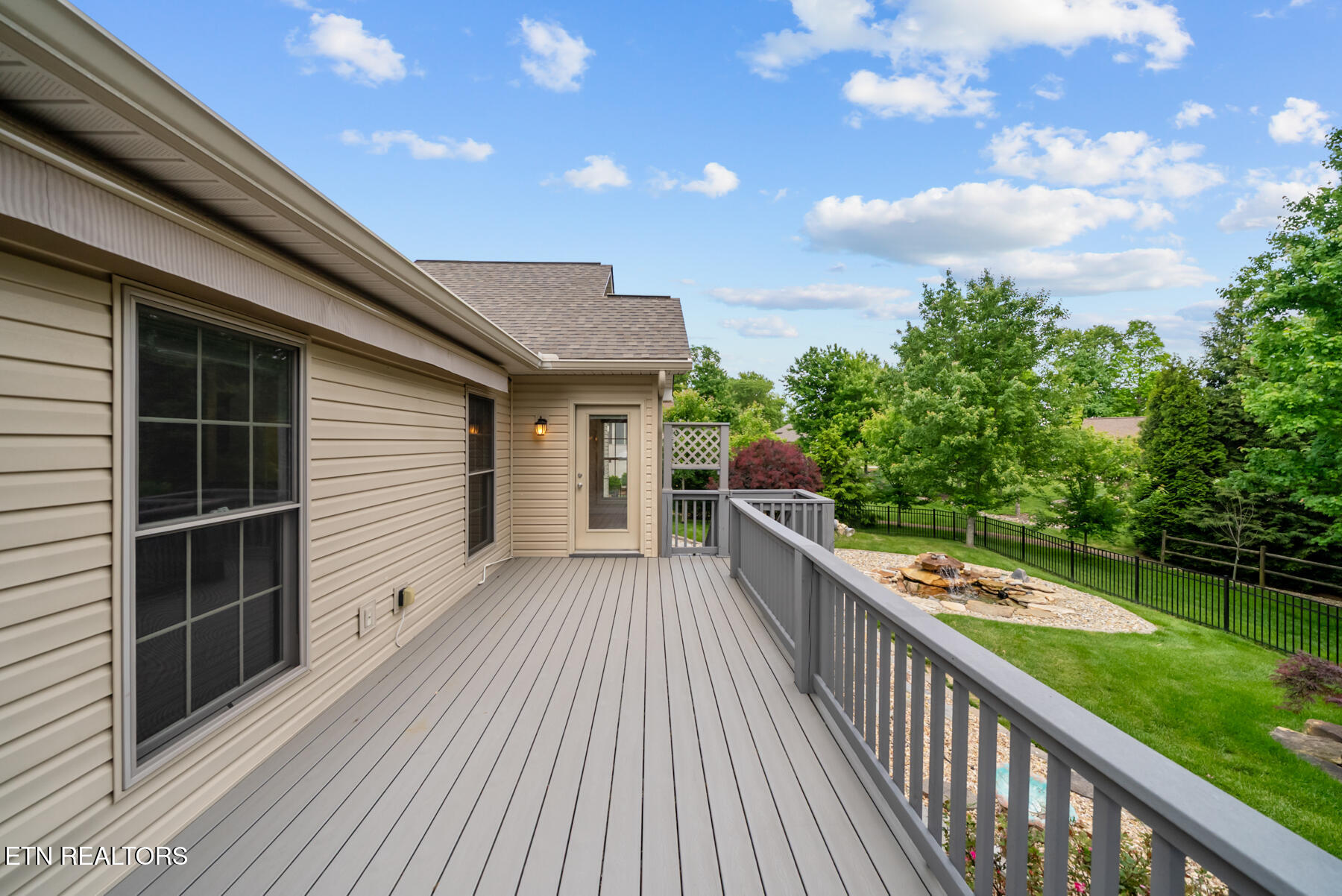 25 Hemlock Court Crossville TN 38558