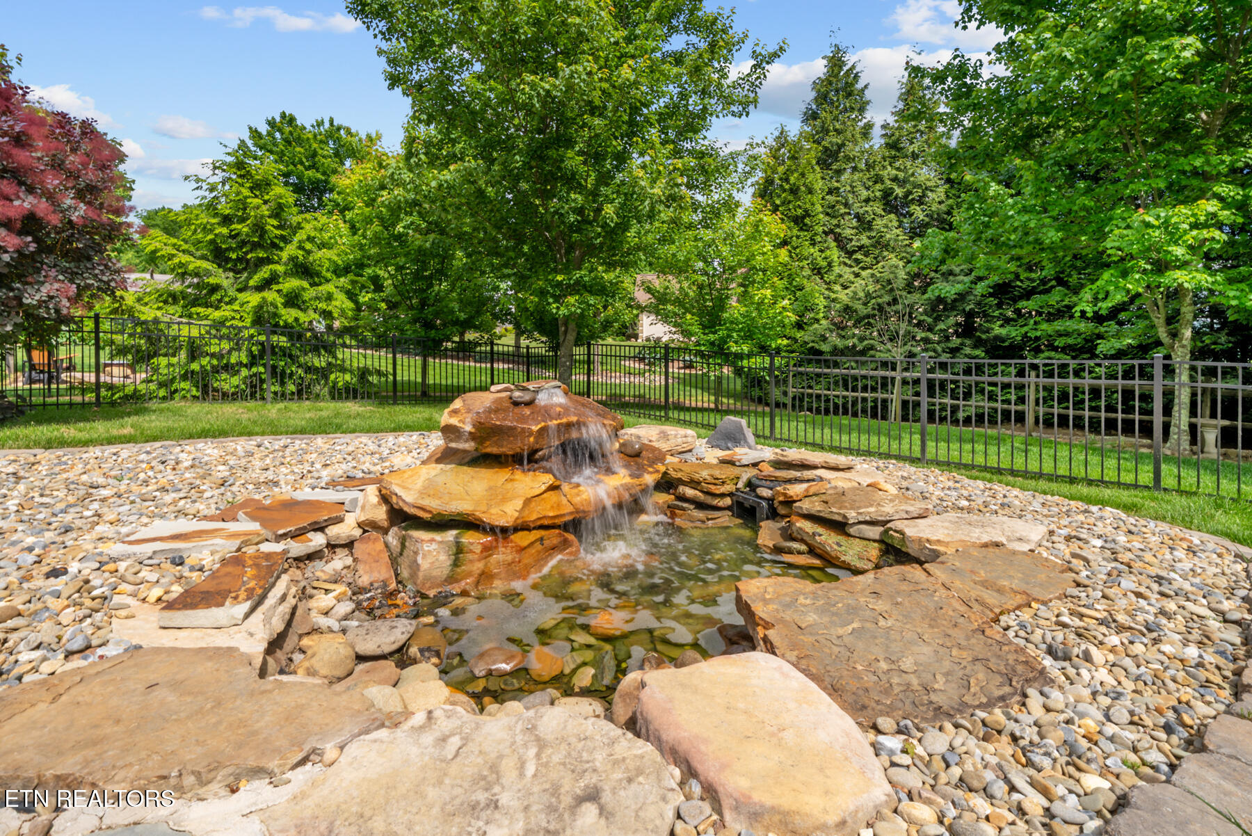 25 Hemlock Court Crossville TN 38558