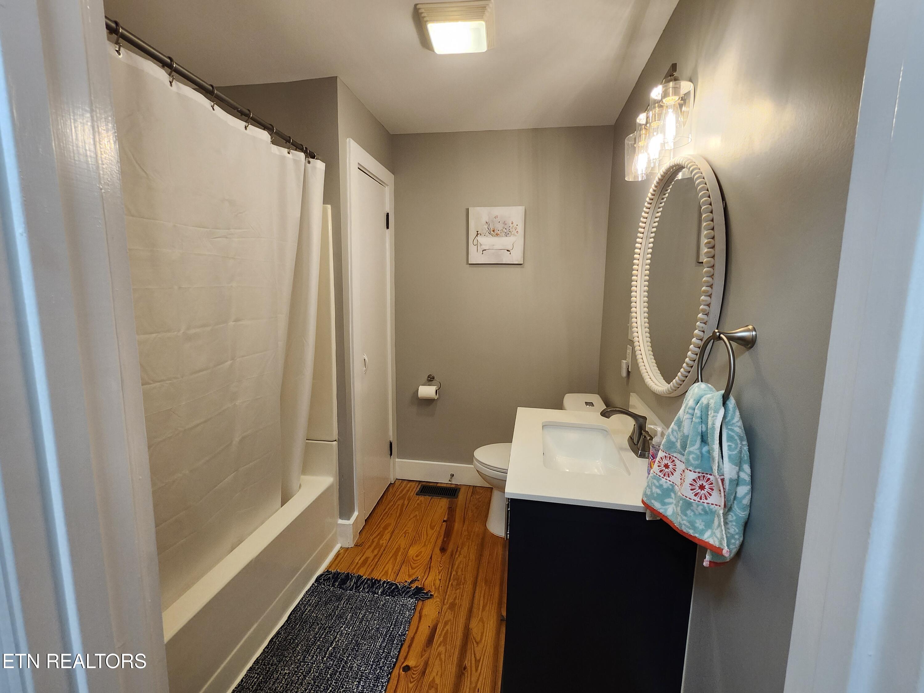 203 S Price Street Sweetwater TN 37874