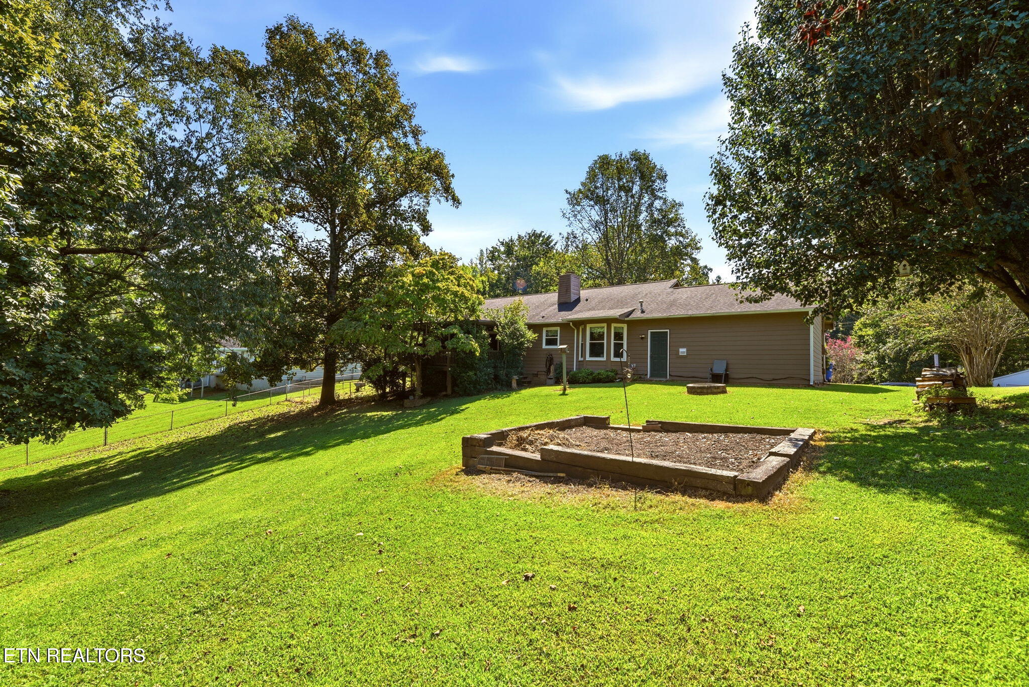 1616 Hidden Hills Drive Clinton TN 37716