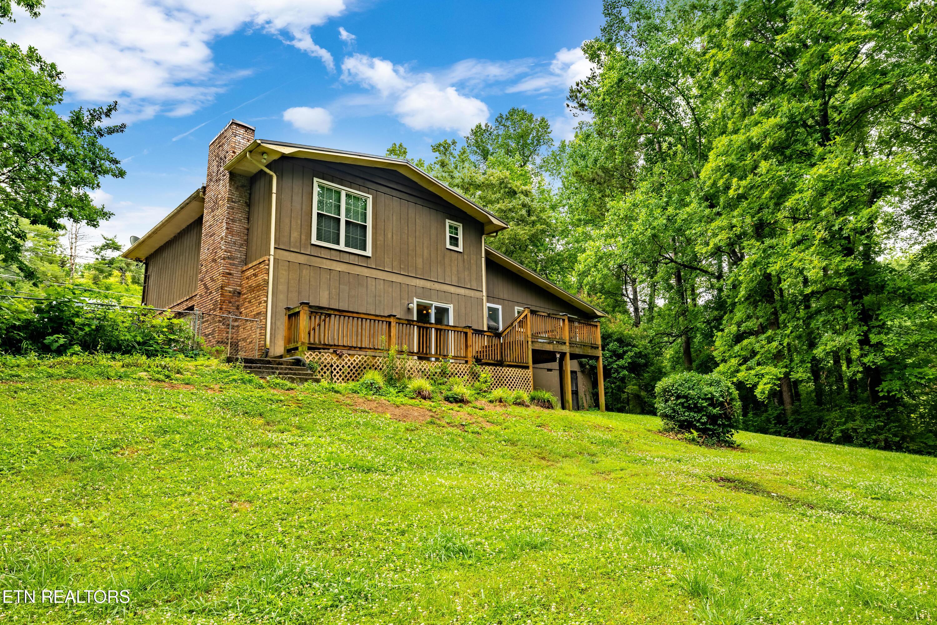 1404 Mimosa Drive Louisville TN 37777