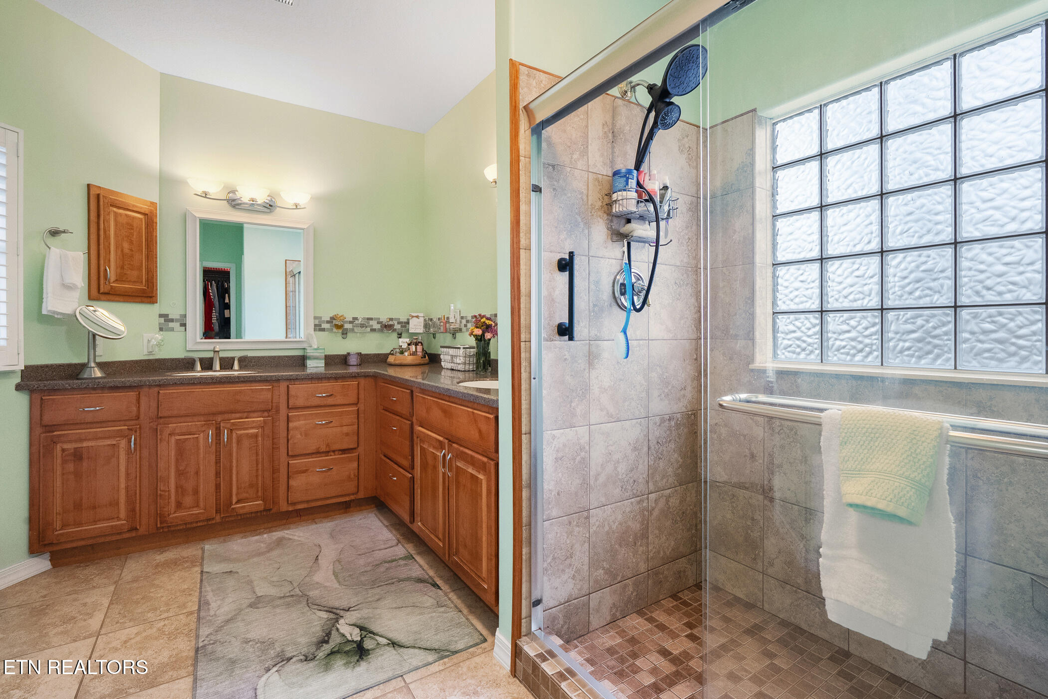 411 Maggie Mack Lane Sevierville TN 37862