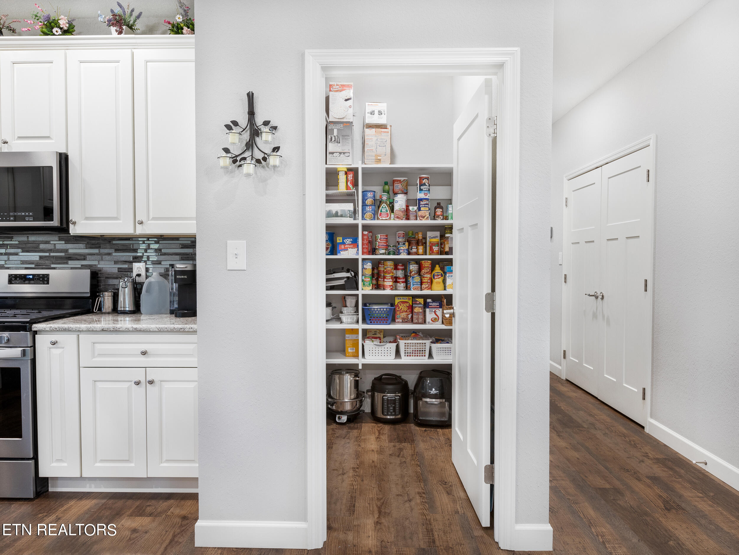 158 Old Hickory Circle Madisonville TN 37354
