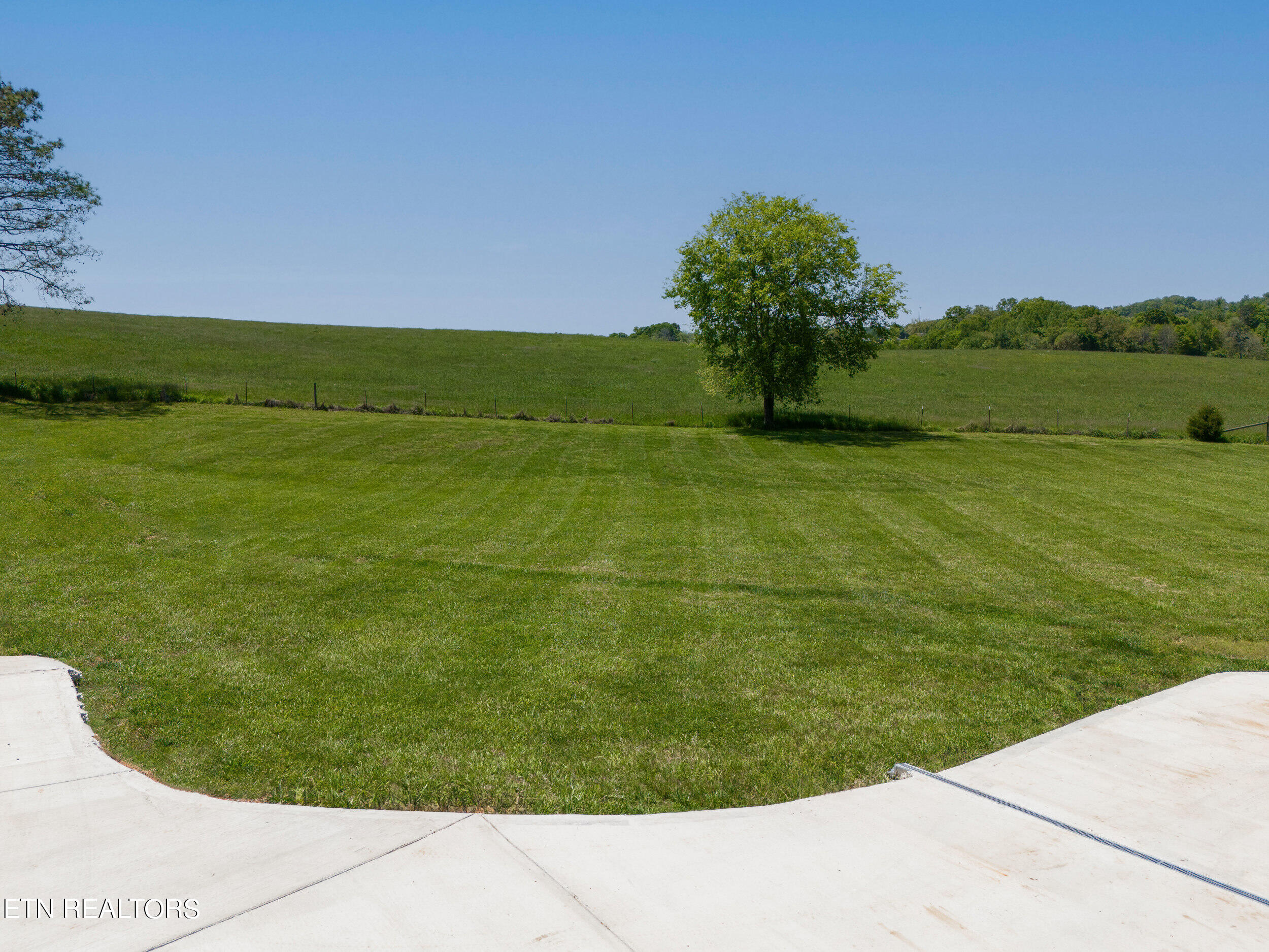 158 Old Hickory Circle Madisonville TN 37354