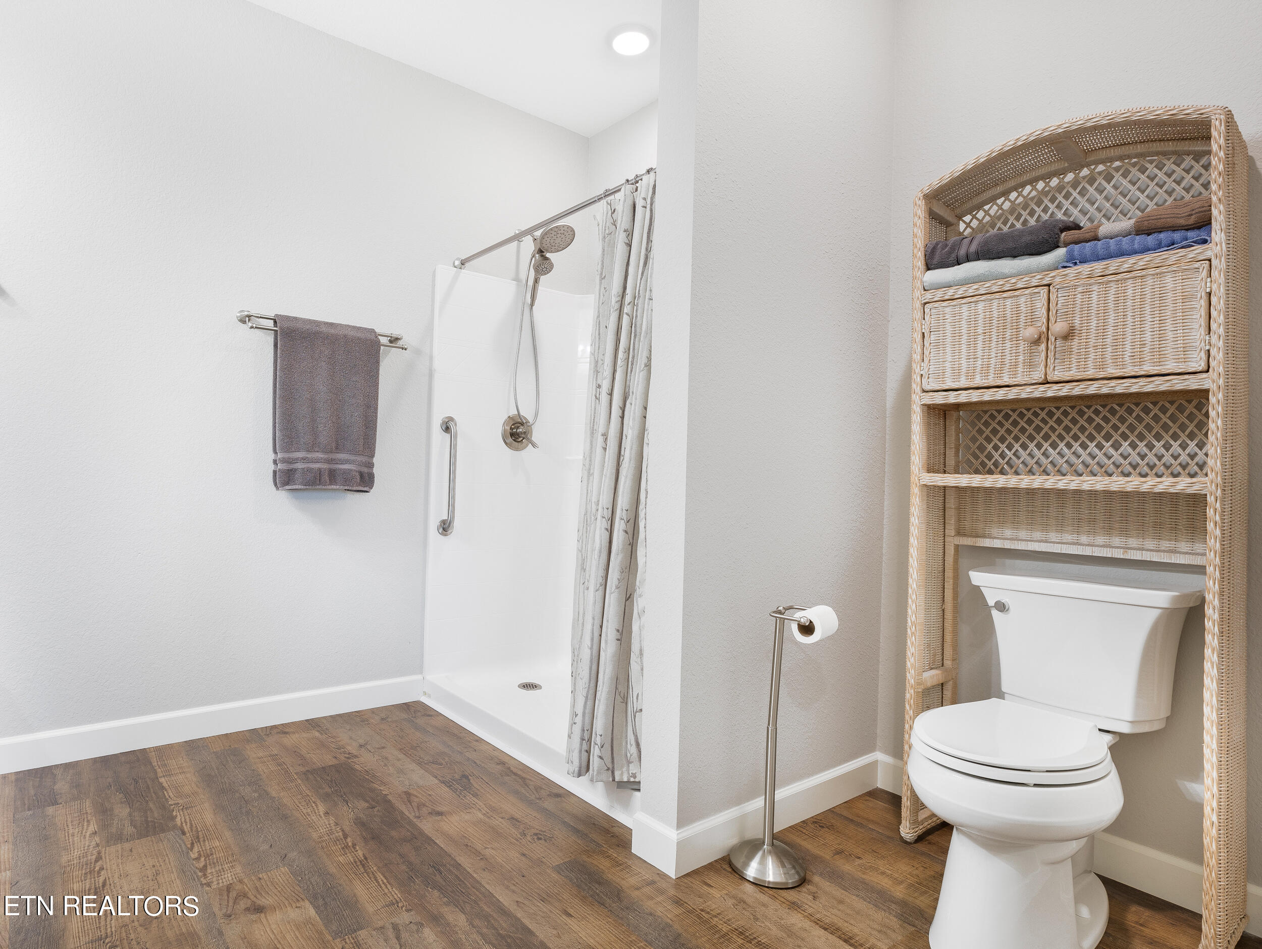 158 Old Hickory Circle Madisonville TN 37354