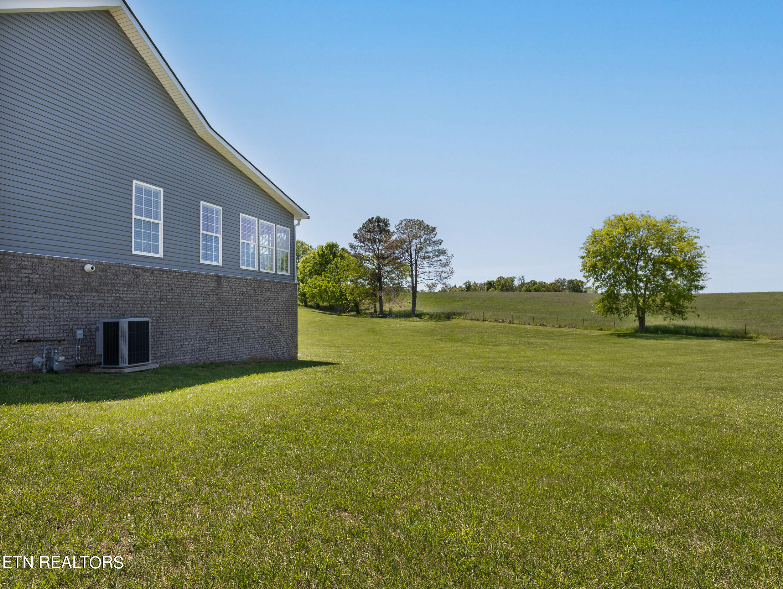 158 Old Hickory Circle Madisonville TN 37354