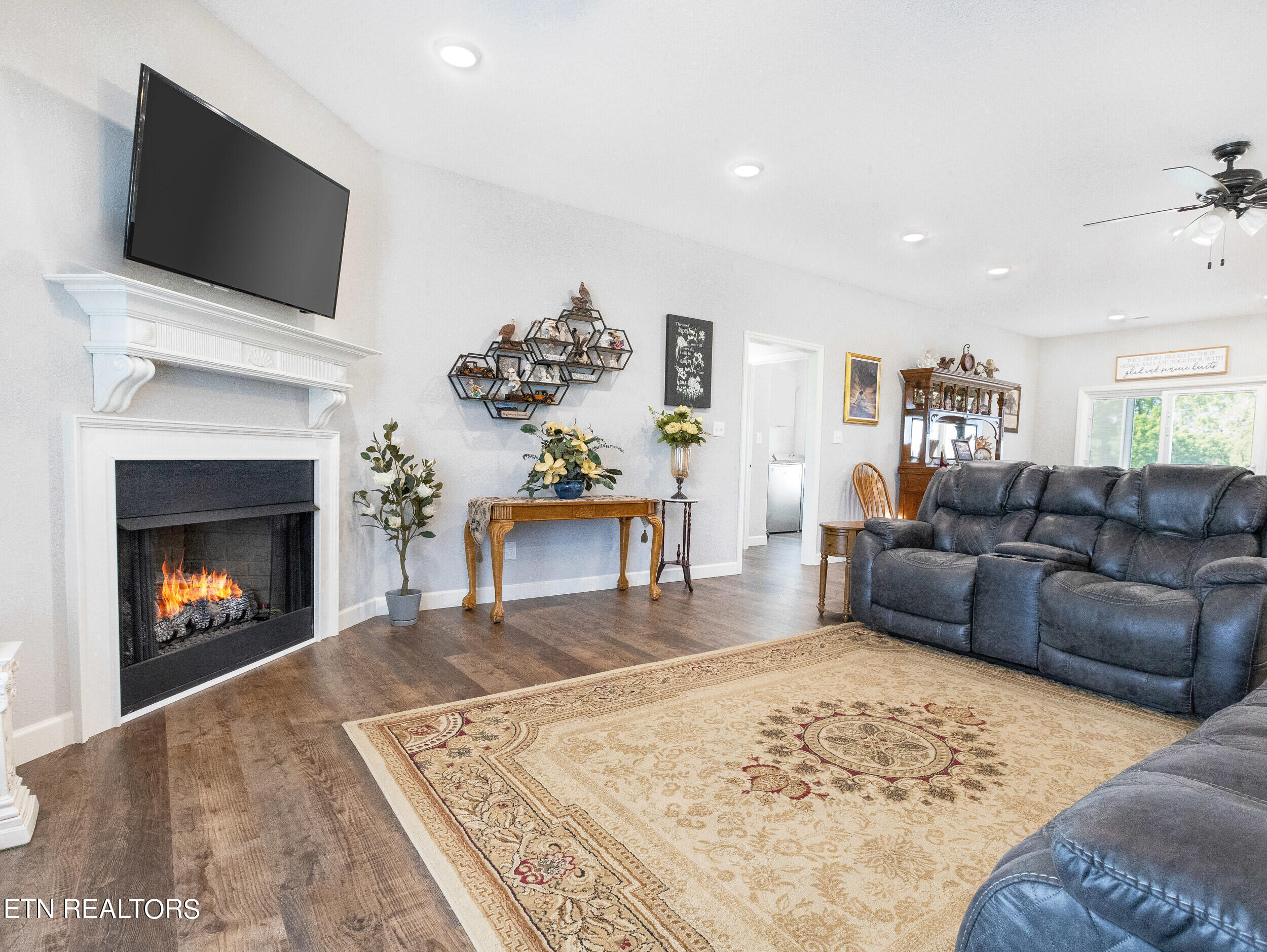 158 Old Hickory Circle Madisonville TN 37354