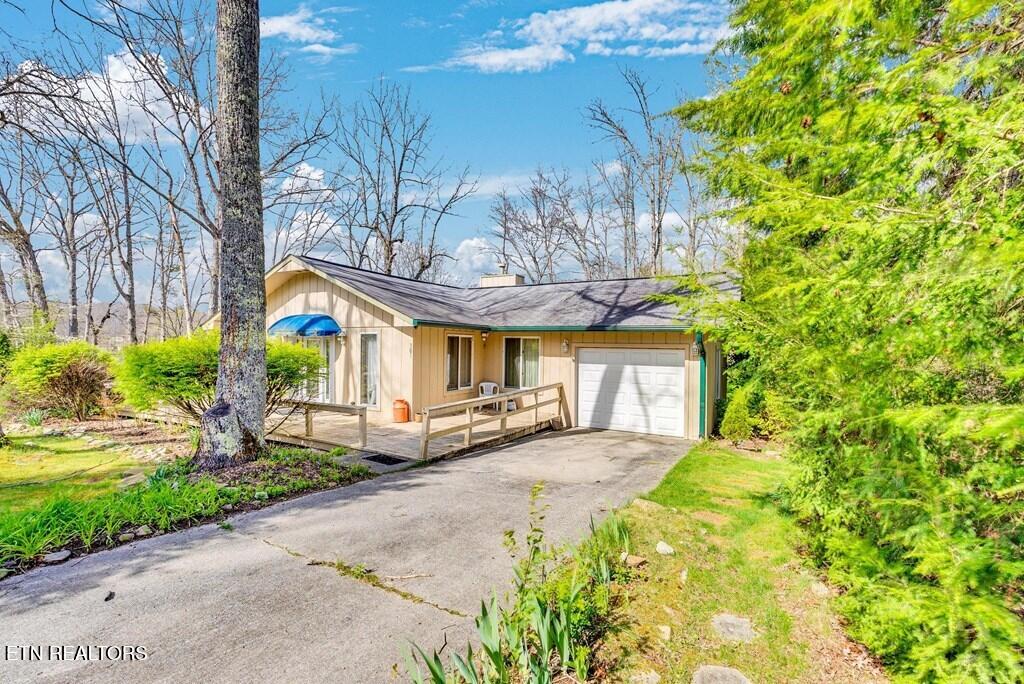 305 Saint George Drive Crossville TN 38558