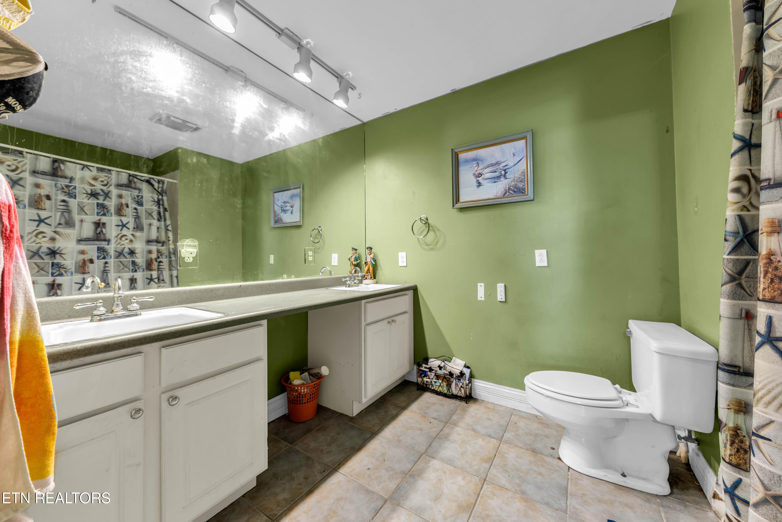 9104 Happy Lane Oak Ridge TN 37830