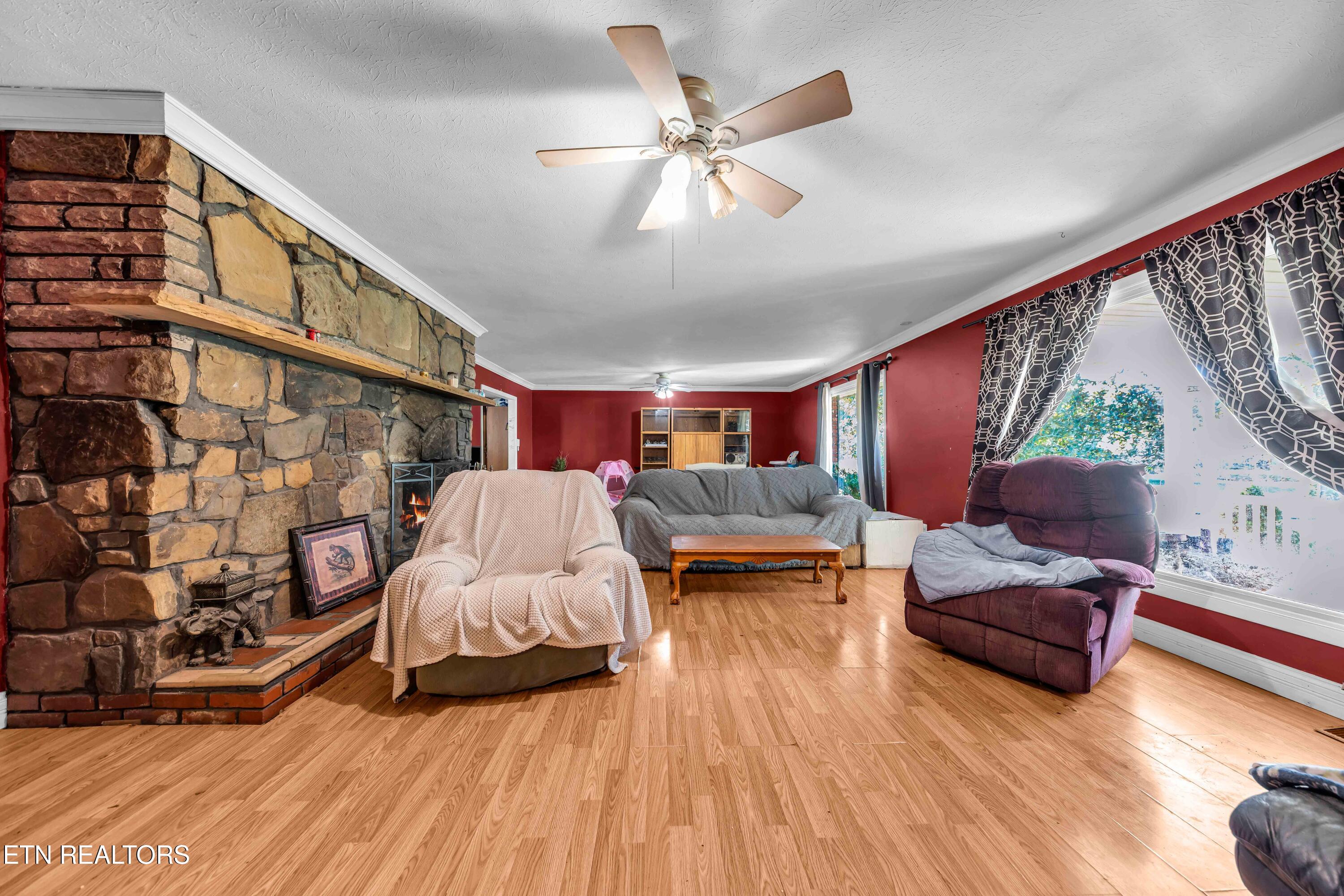 9104 Happy Lane Oak Ridge TN 37830