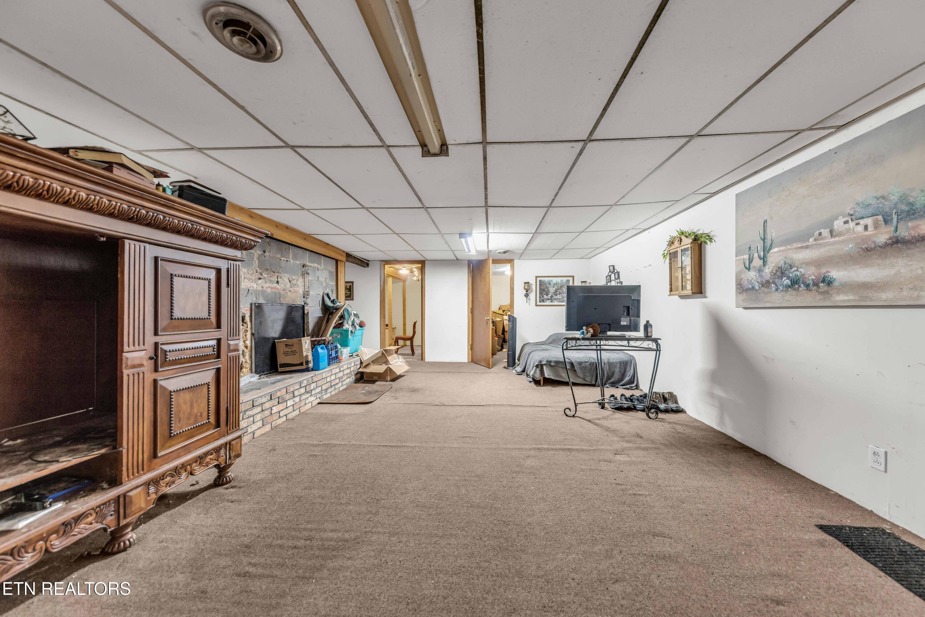 9104 Happy Lane Oak Ridge TN 37830