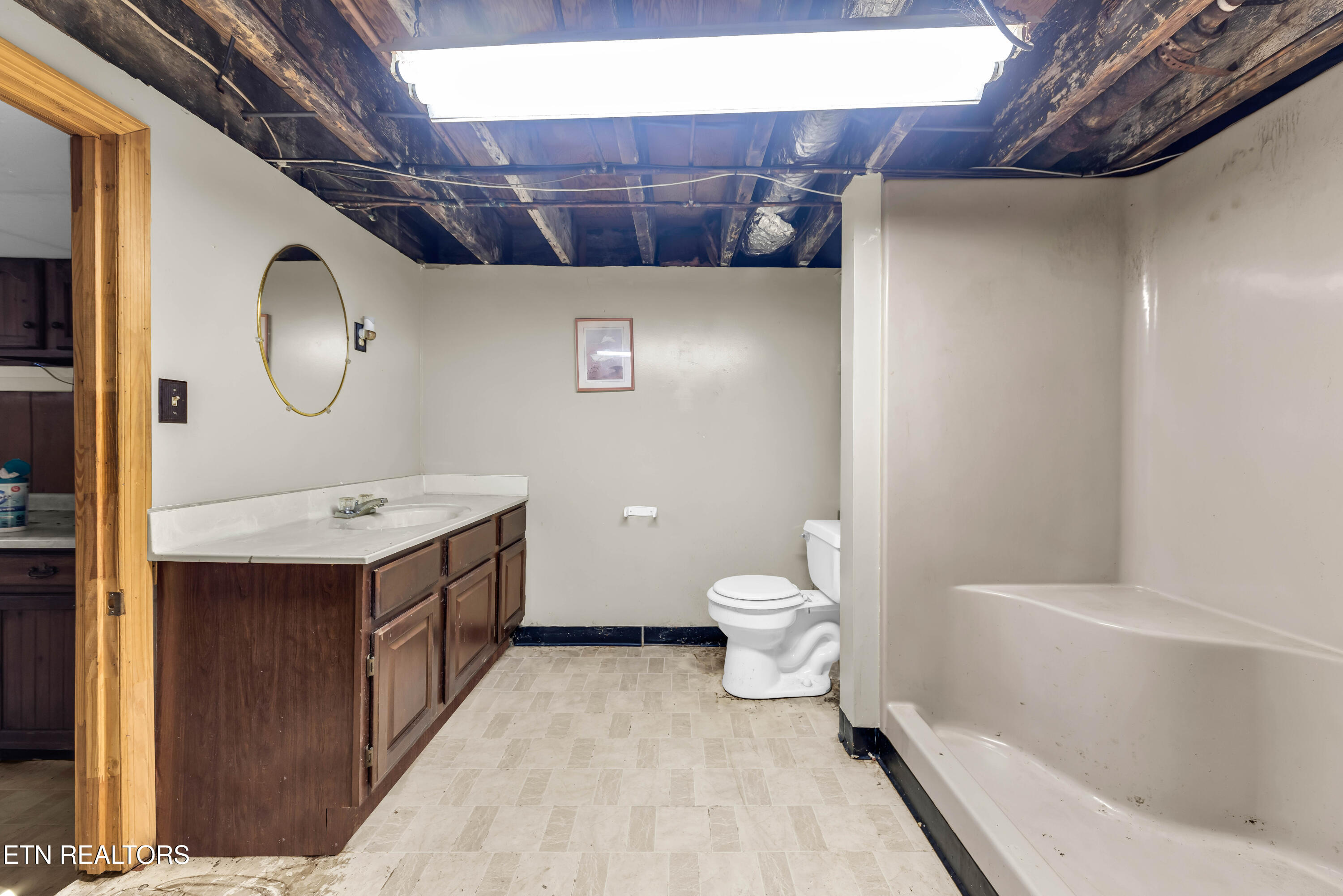 9104 Happy Lane Oak Ridge TN 37830