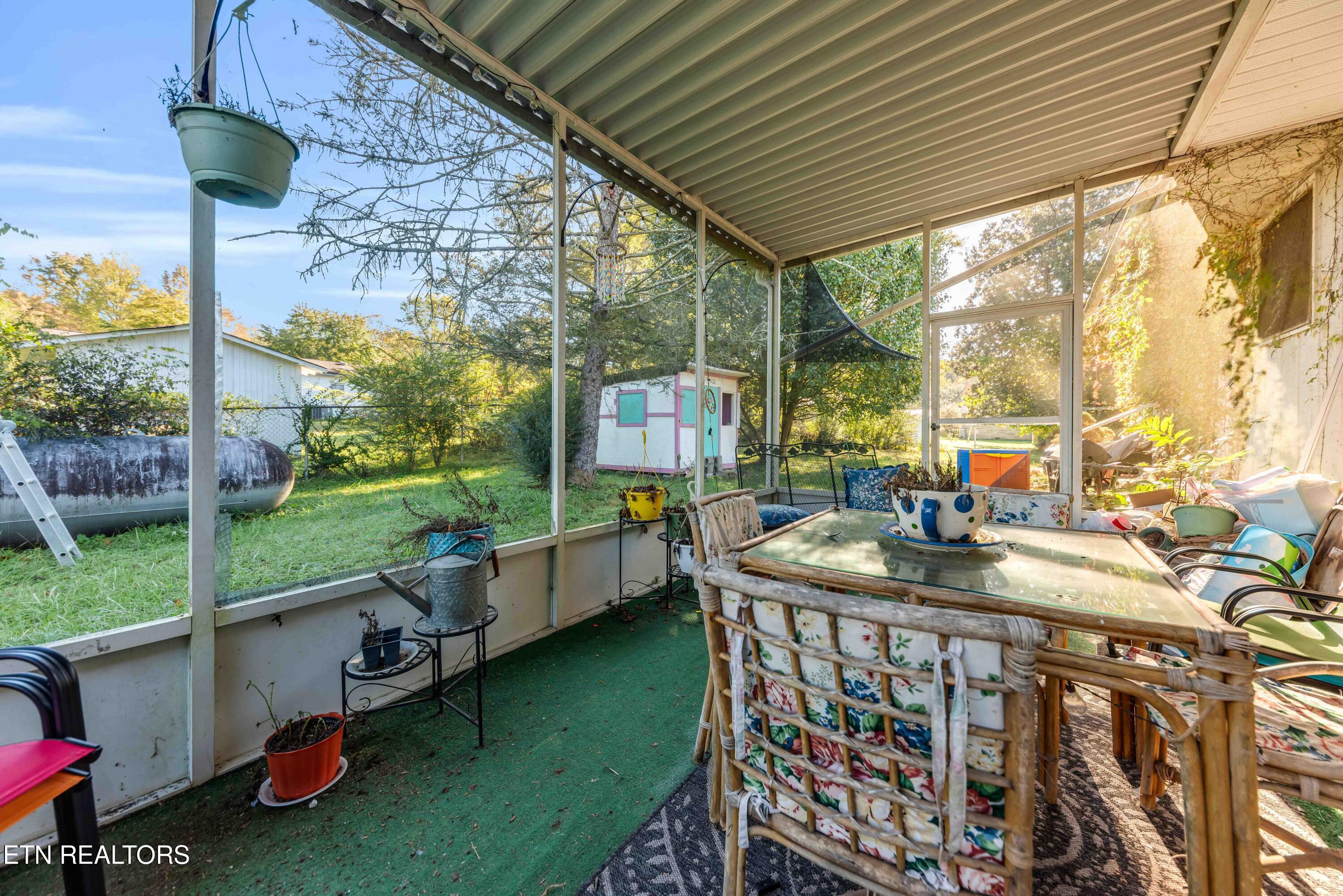 9104 Happy Lane Oak Ridge TN 37830