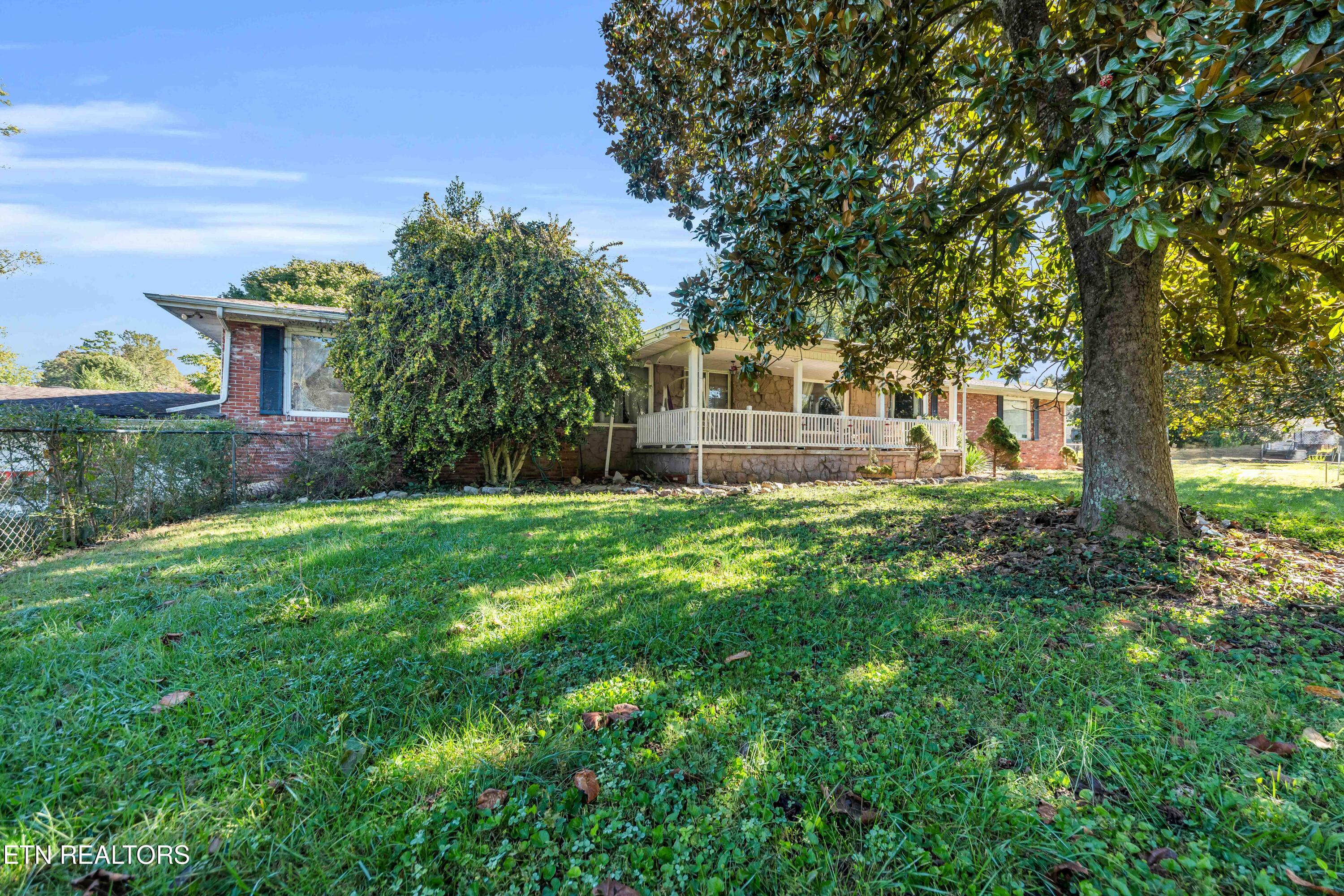 9104 Happy Lane Oak Ridge TN 37830