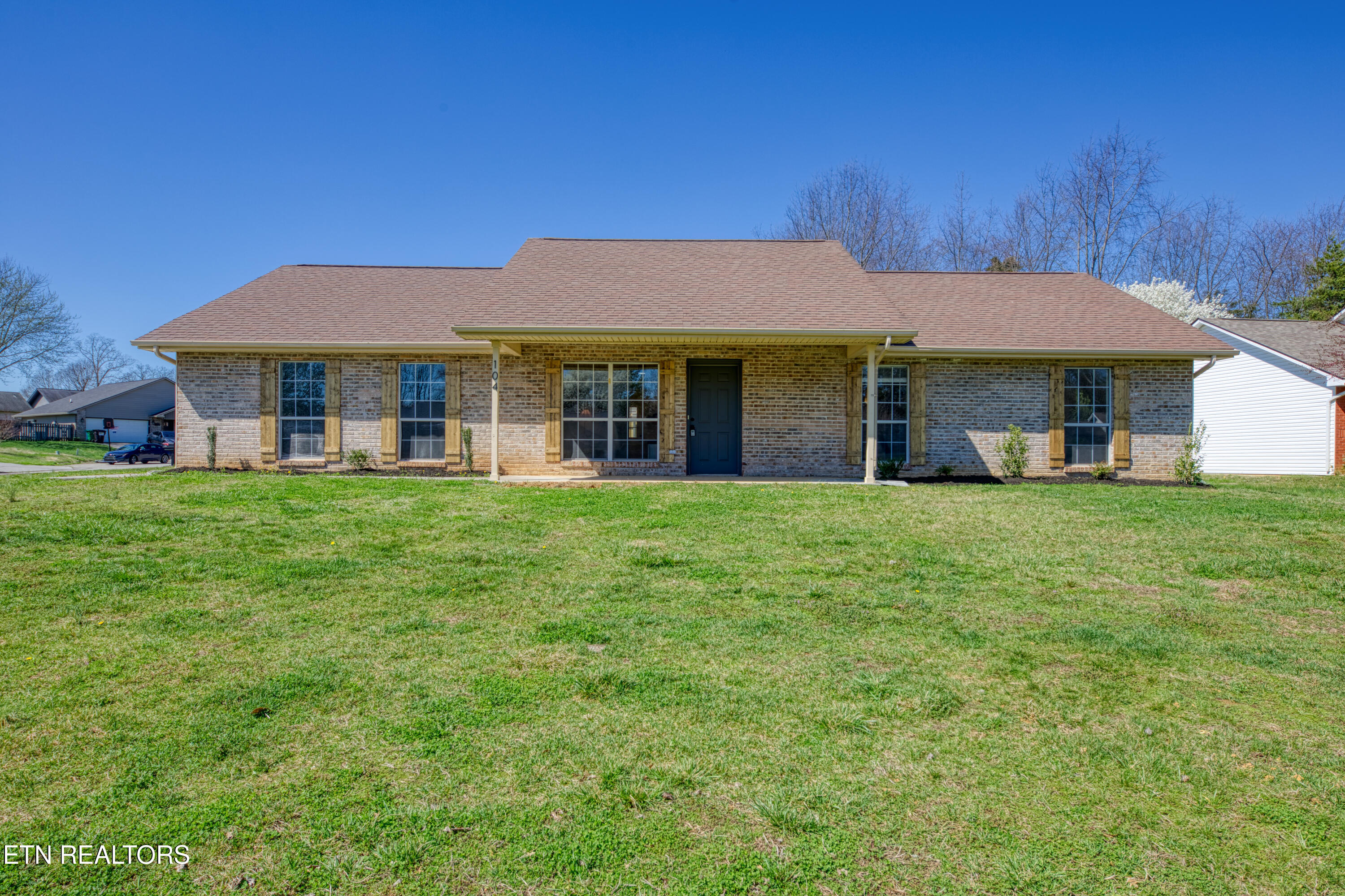 104 Maple Oak Drive Maryville TN 37801