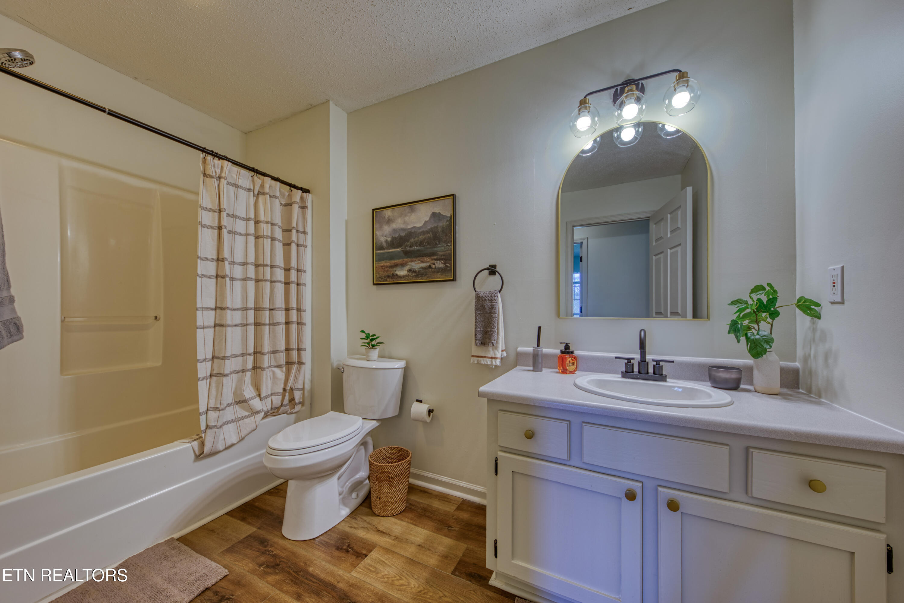104 Maple Oak Drive Maryville TN 37801