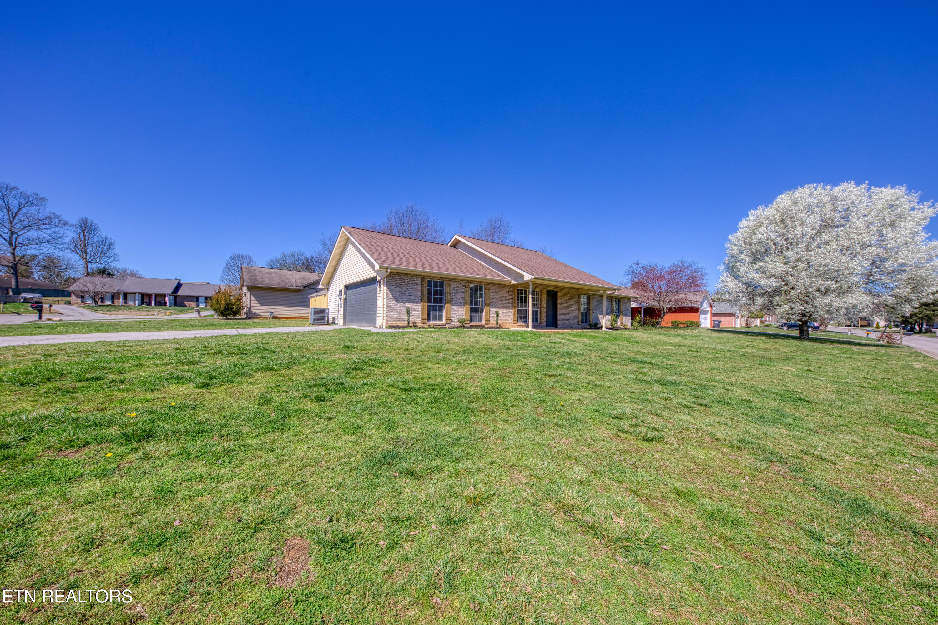 104 Maple Oak Drive Maryville TN 37801