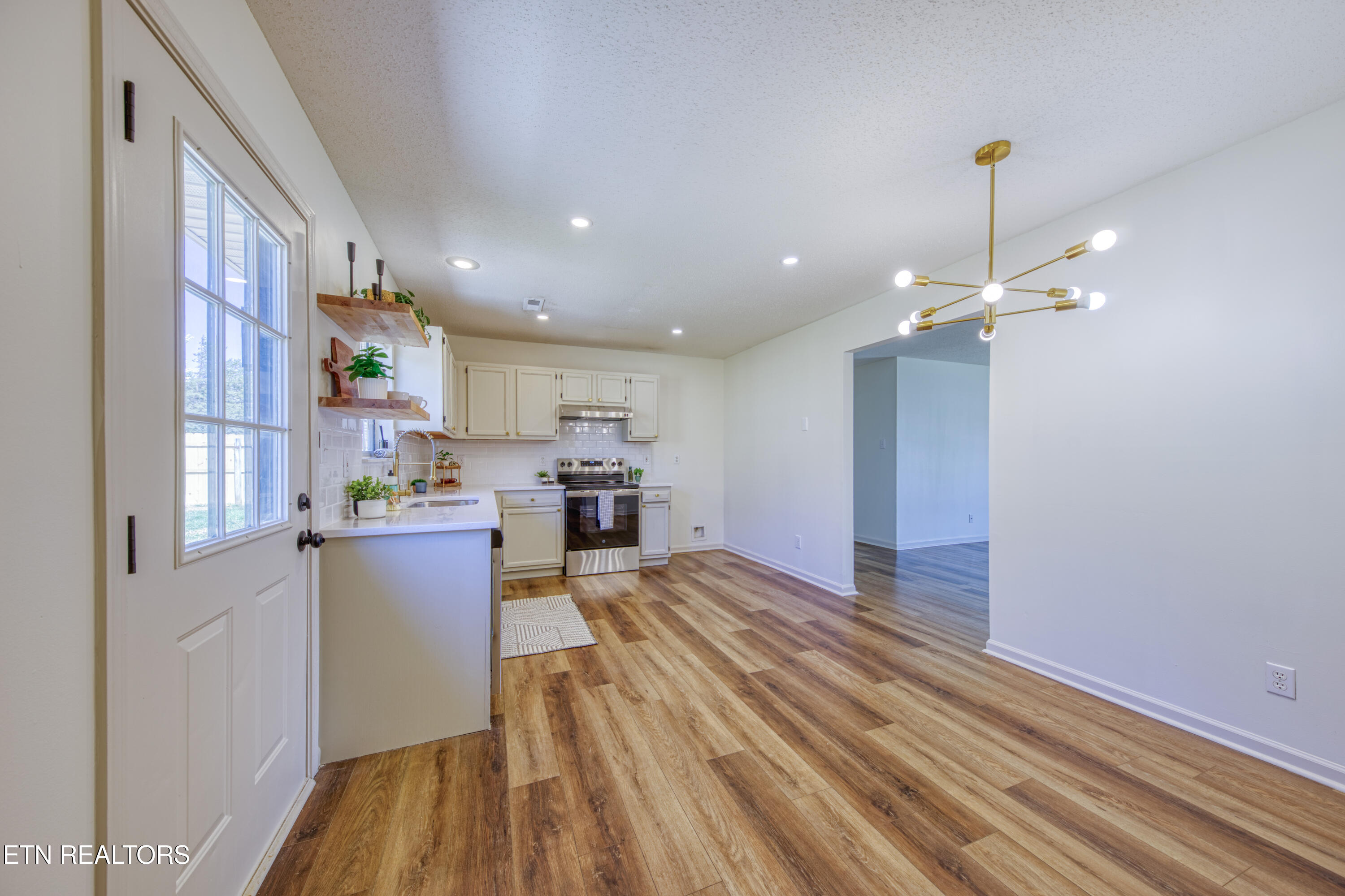 104 Maple Oak Drive Maryville TN 37801