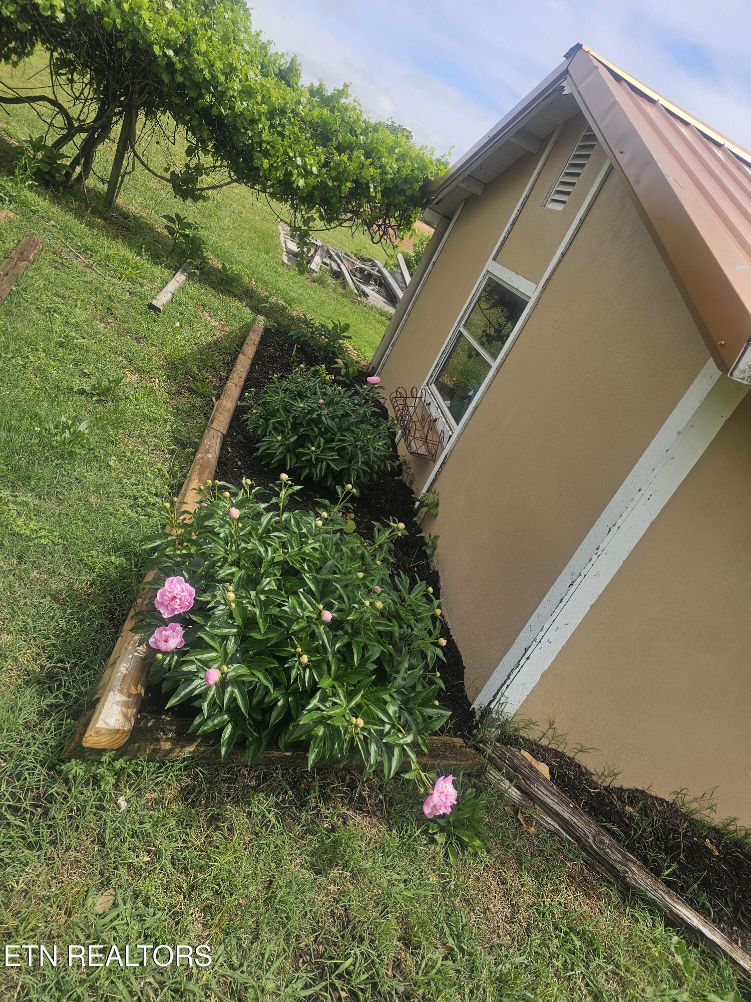 1682 Brookview Drive Dandridge TN 37725