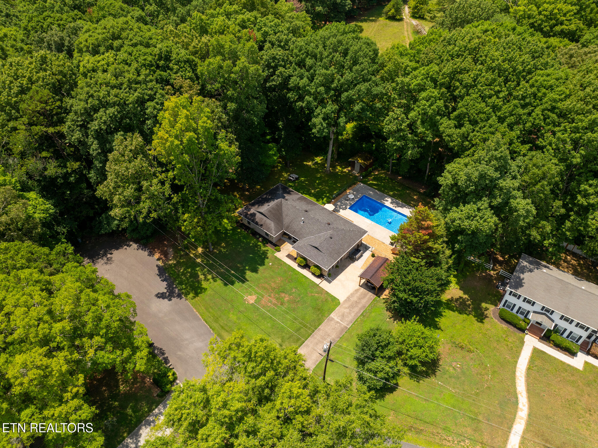 132 County Road 620 Etowah TN 37331