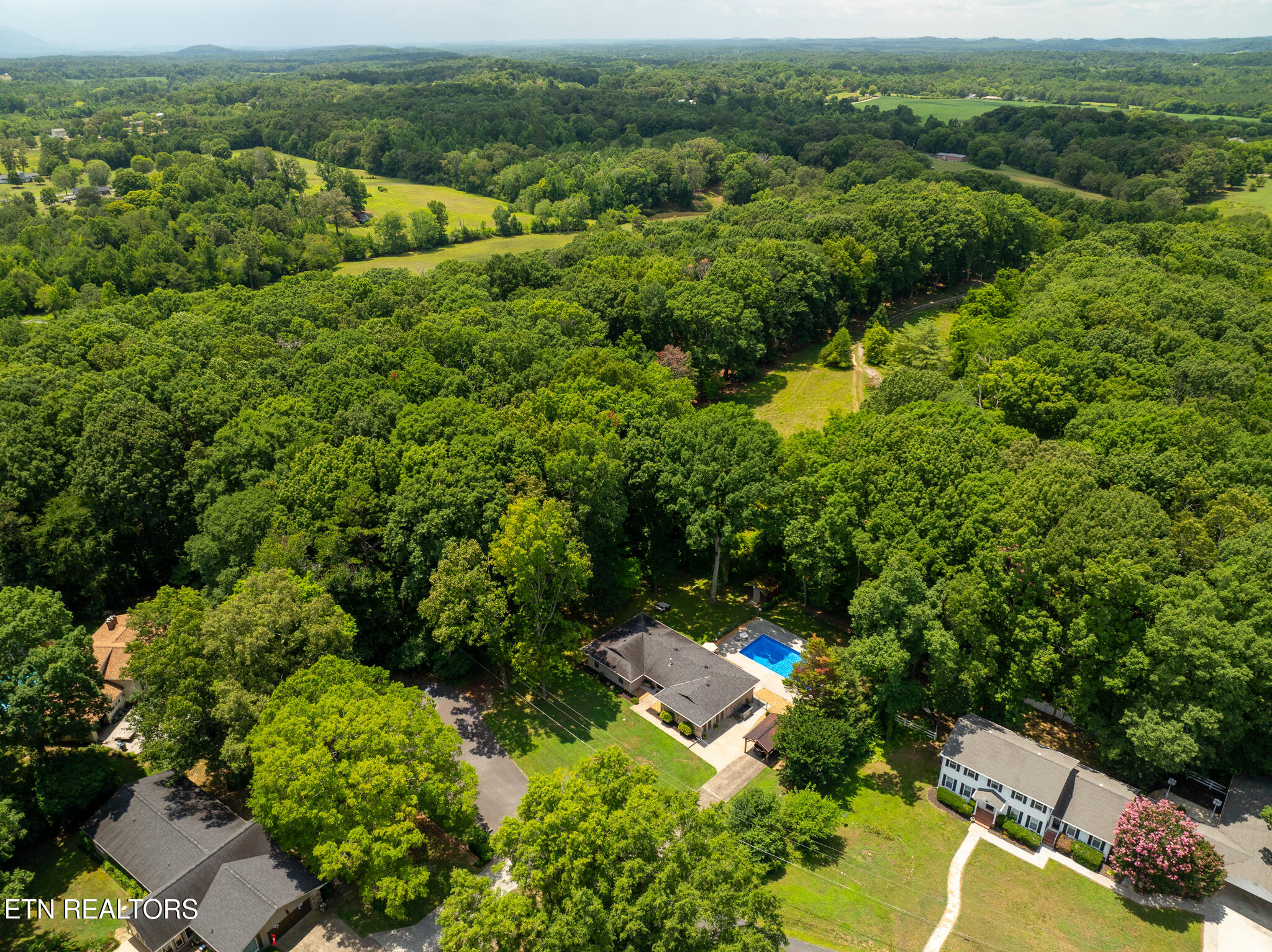 132 County Road 620 Etowah TN 37331