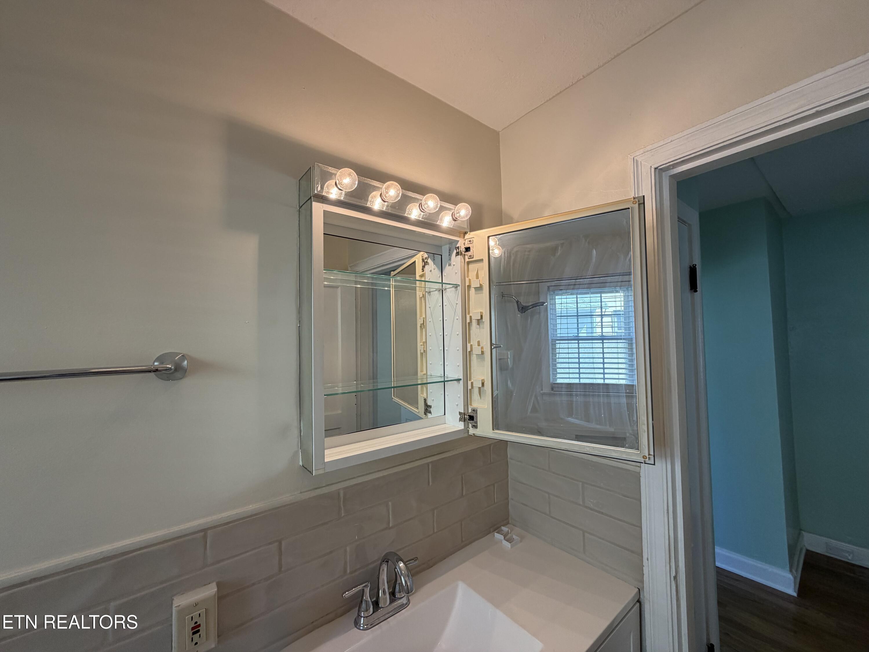 4034 Alma Avenue Knoxville TN 37914