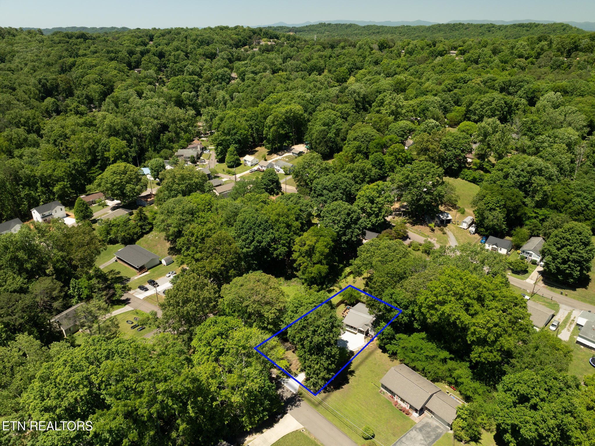 2011 Aster Road Knoxville TN 37918