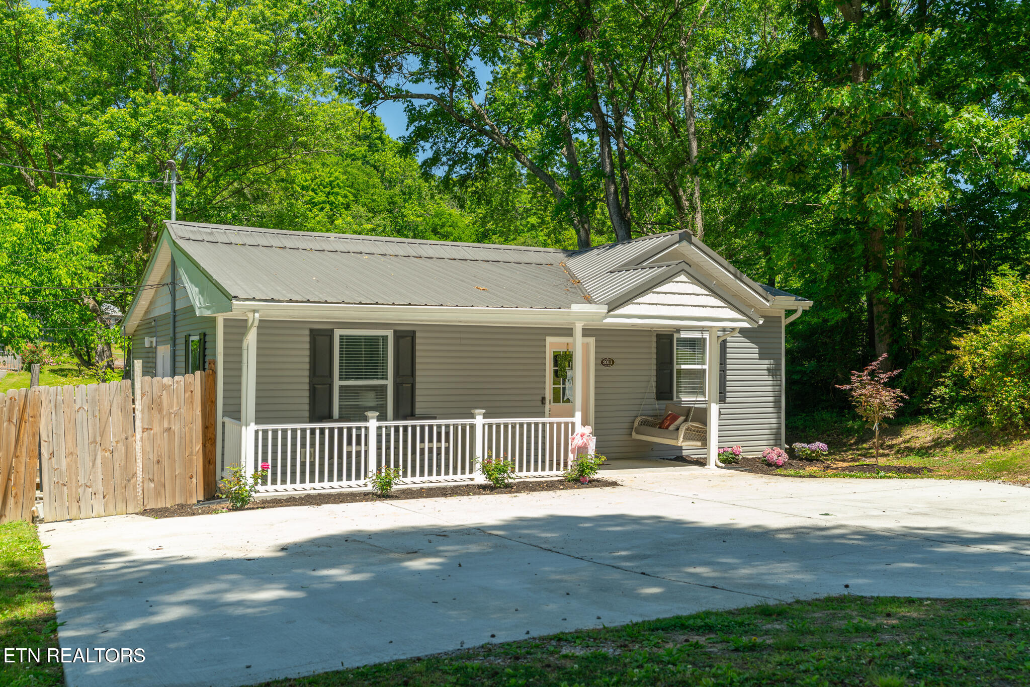 2011 Aster Road Knoxville TN 37918