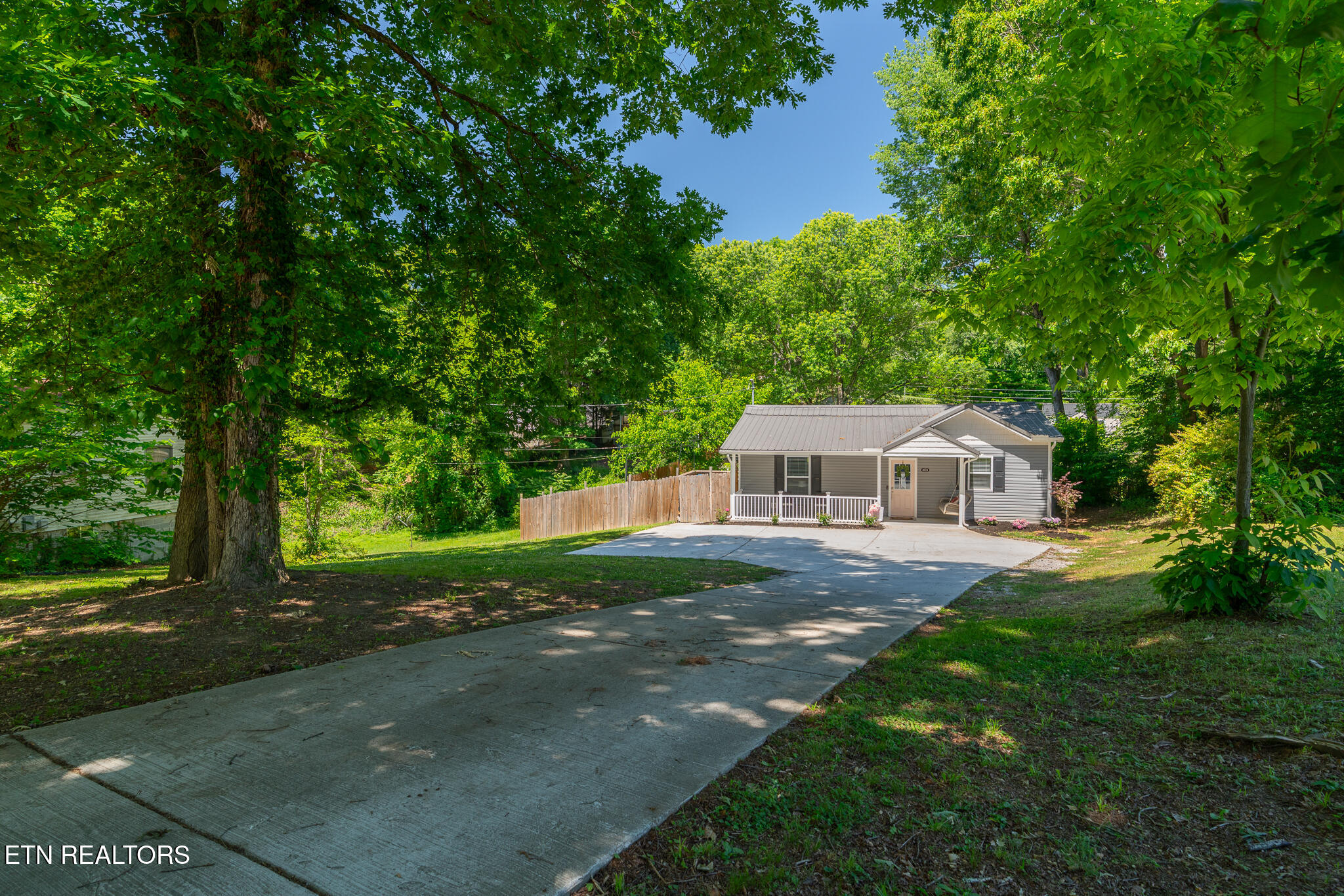 2011 Aster Road Knoxville TN 37918