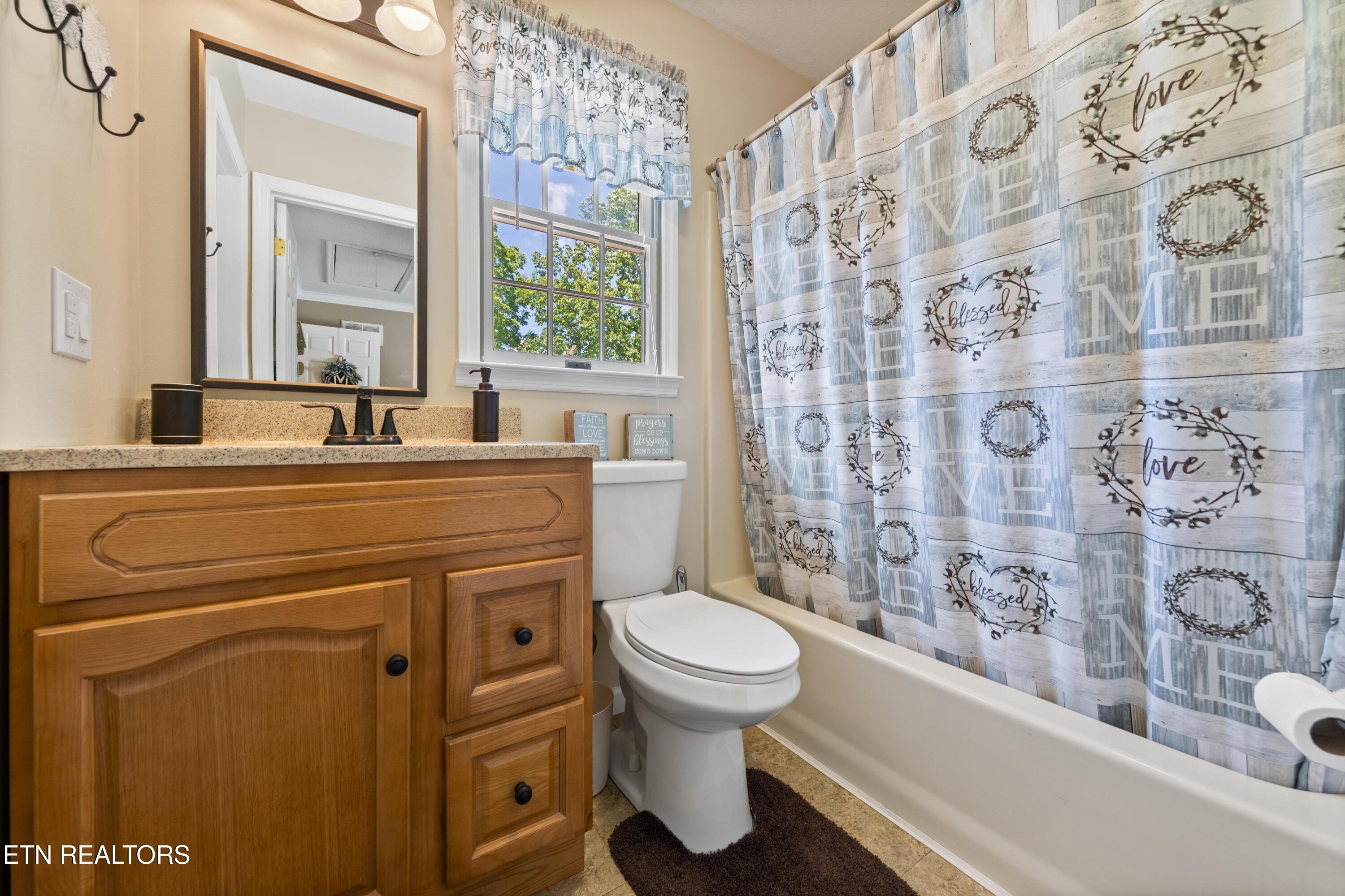 120 Magnolia Lane Jacksboro TN 37757