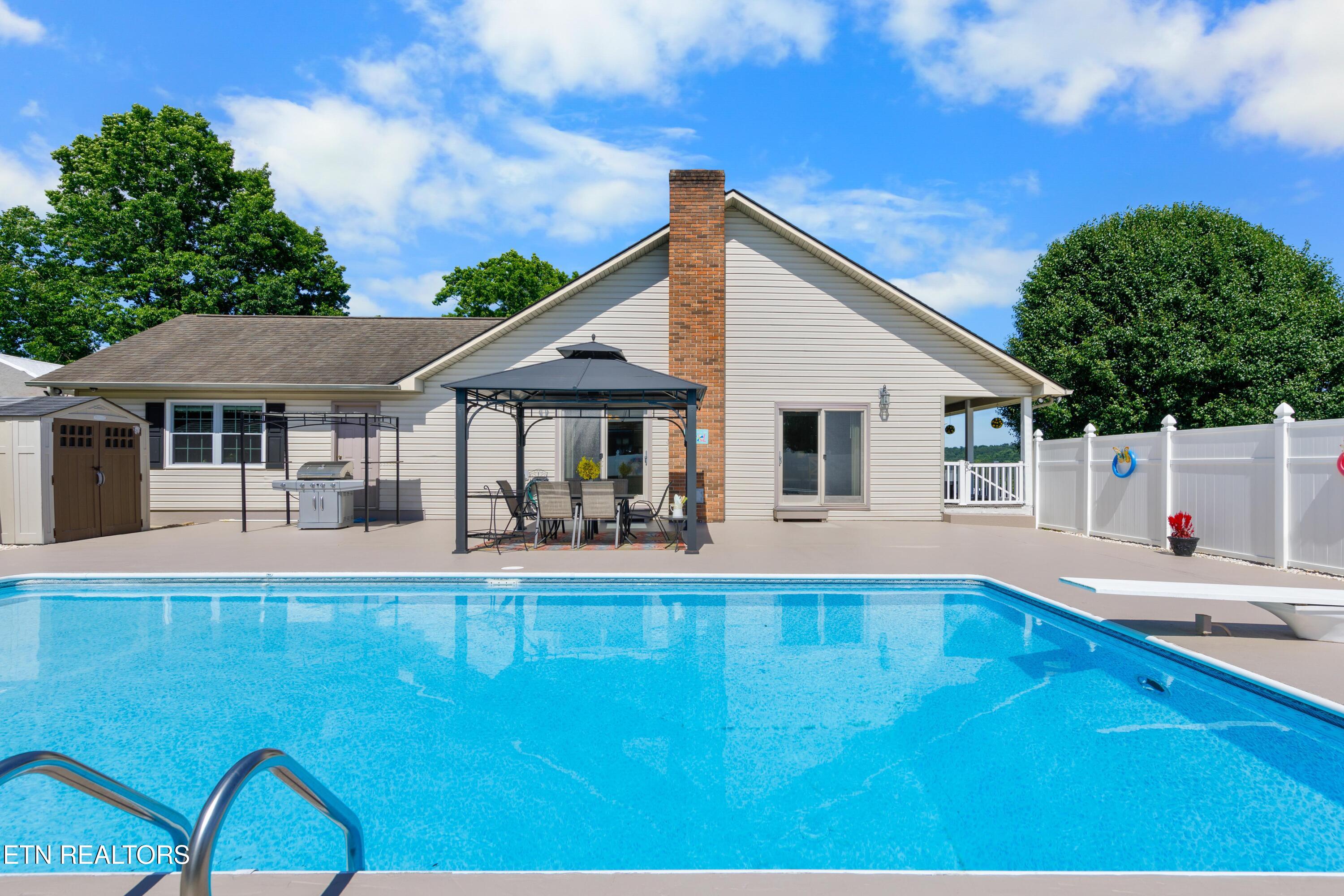 120 Magnolia Lane Jacksboro TN 37757