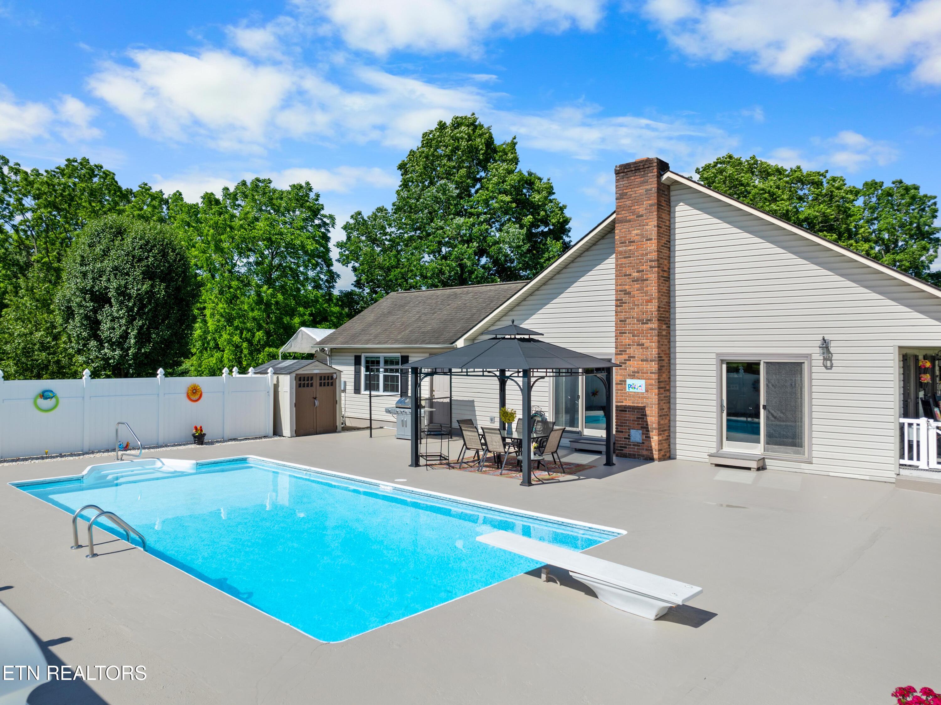 120 Magnolia Lane Jacksboro TN 37757