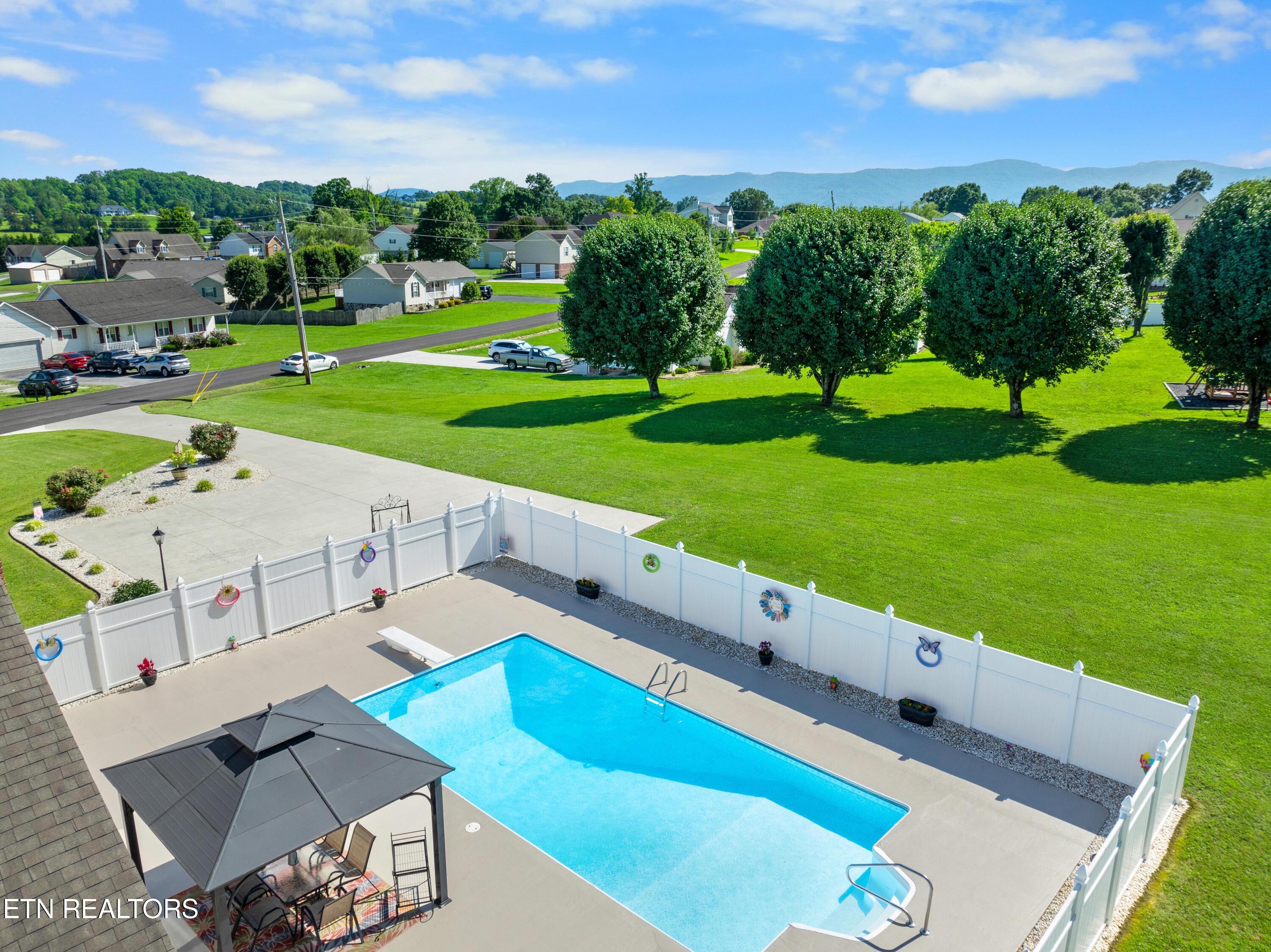 120 Magnolia Lane Jacksboro TN 37757